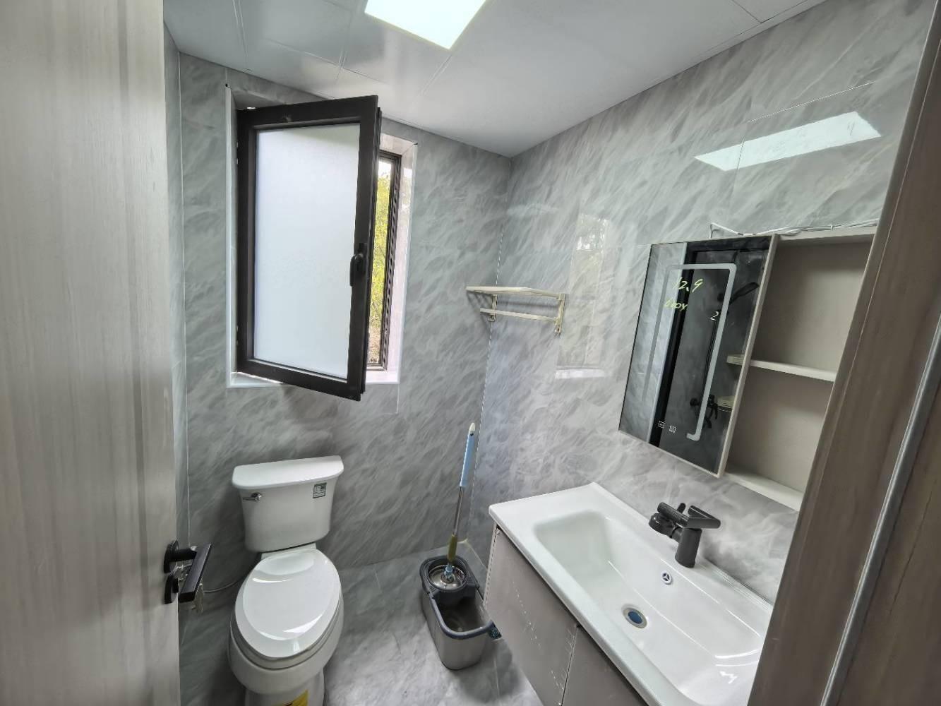 上海玉兰香苑(二期B区)二手房房源图片