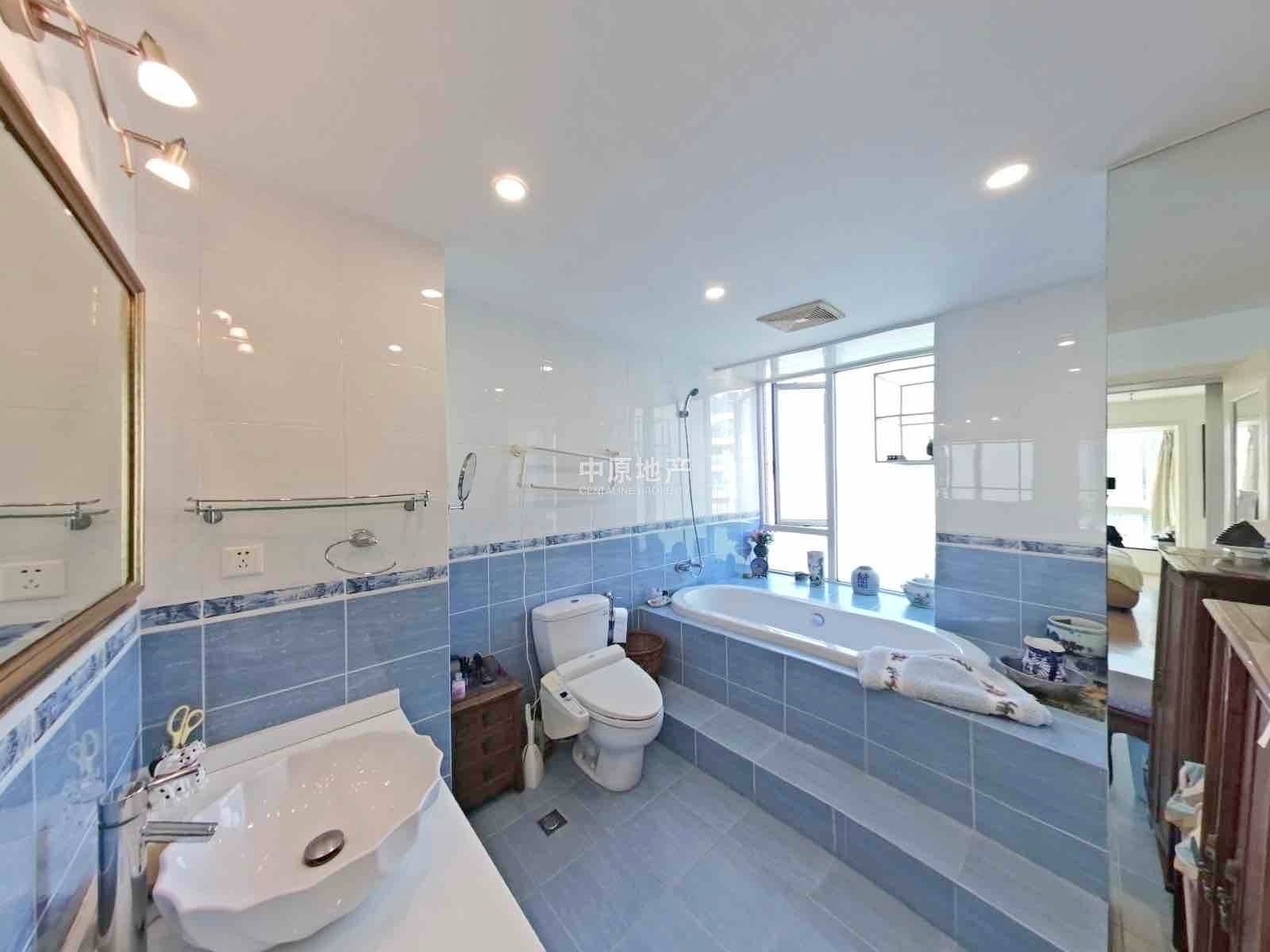 上海国际丽都城二手房房源图片