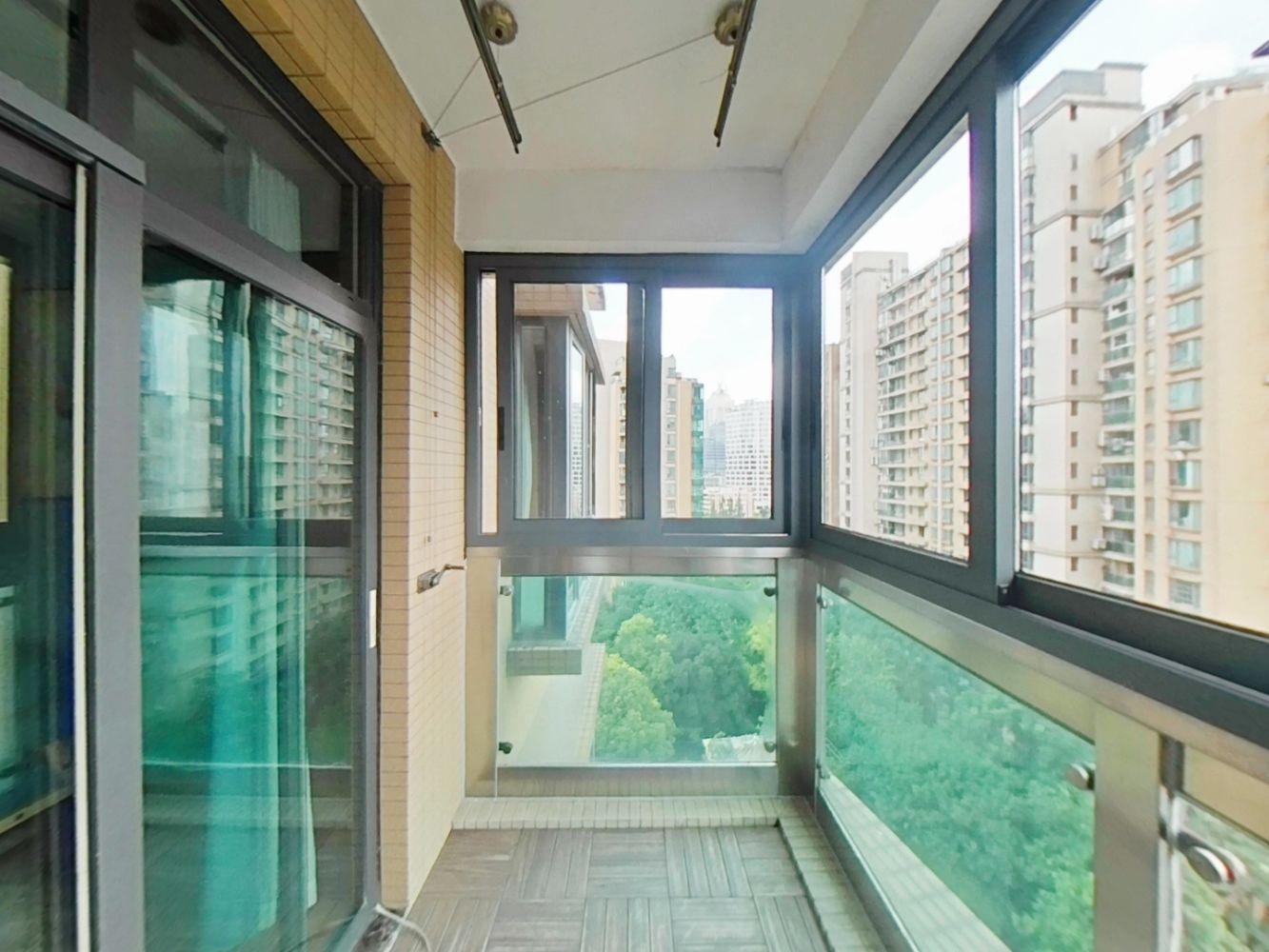 上海国际丽都城二手房房源图片