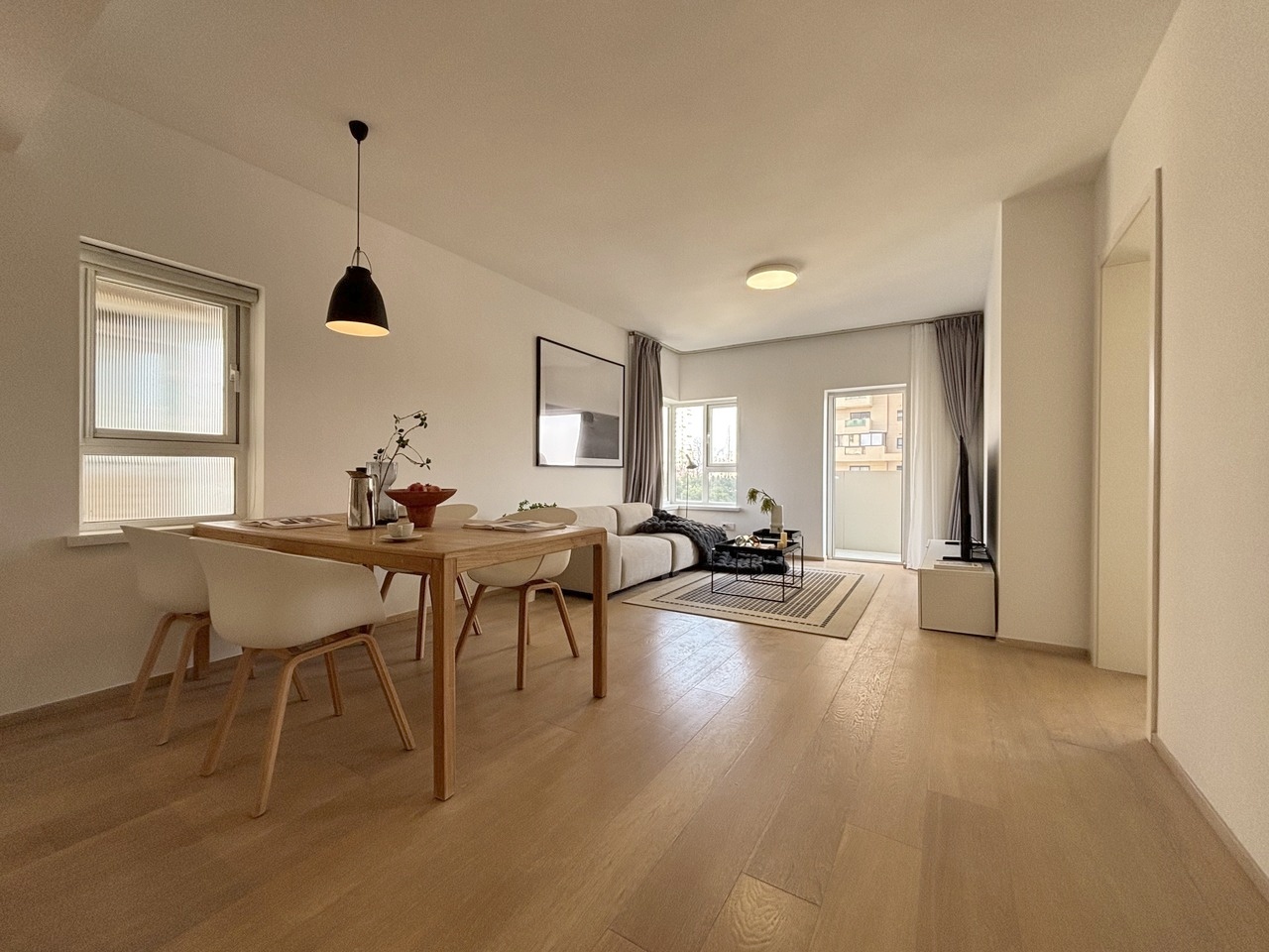 上海鸿艺豪苑二手房房源图片