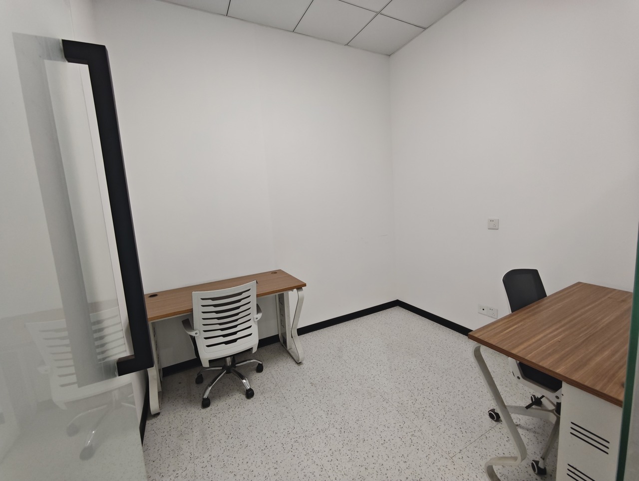 上海宝钢浦东国贸大厦二手房房源图片