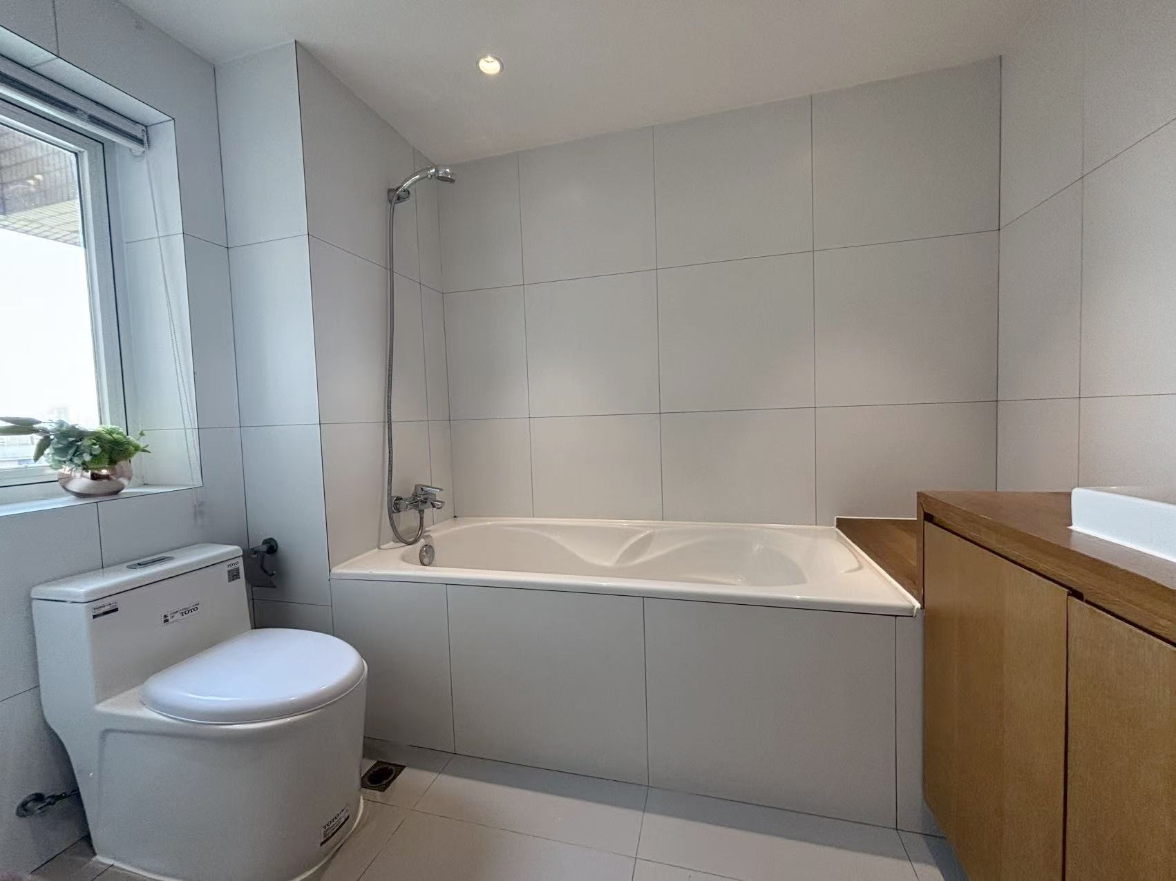 上海鸿艺豪苑二手房房源图片