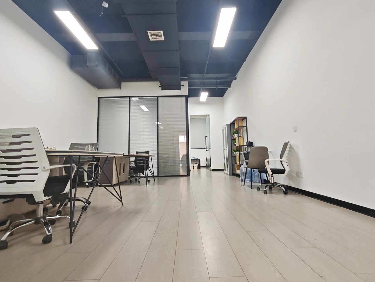 上海宝钢浦东国贸大厦二手房房源图片