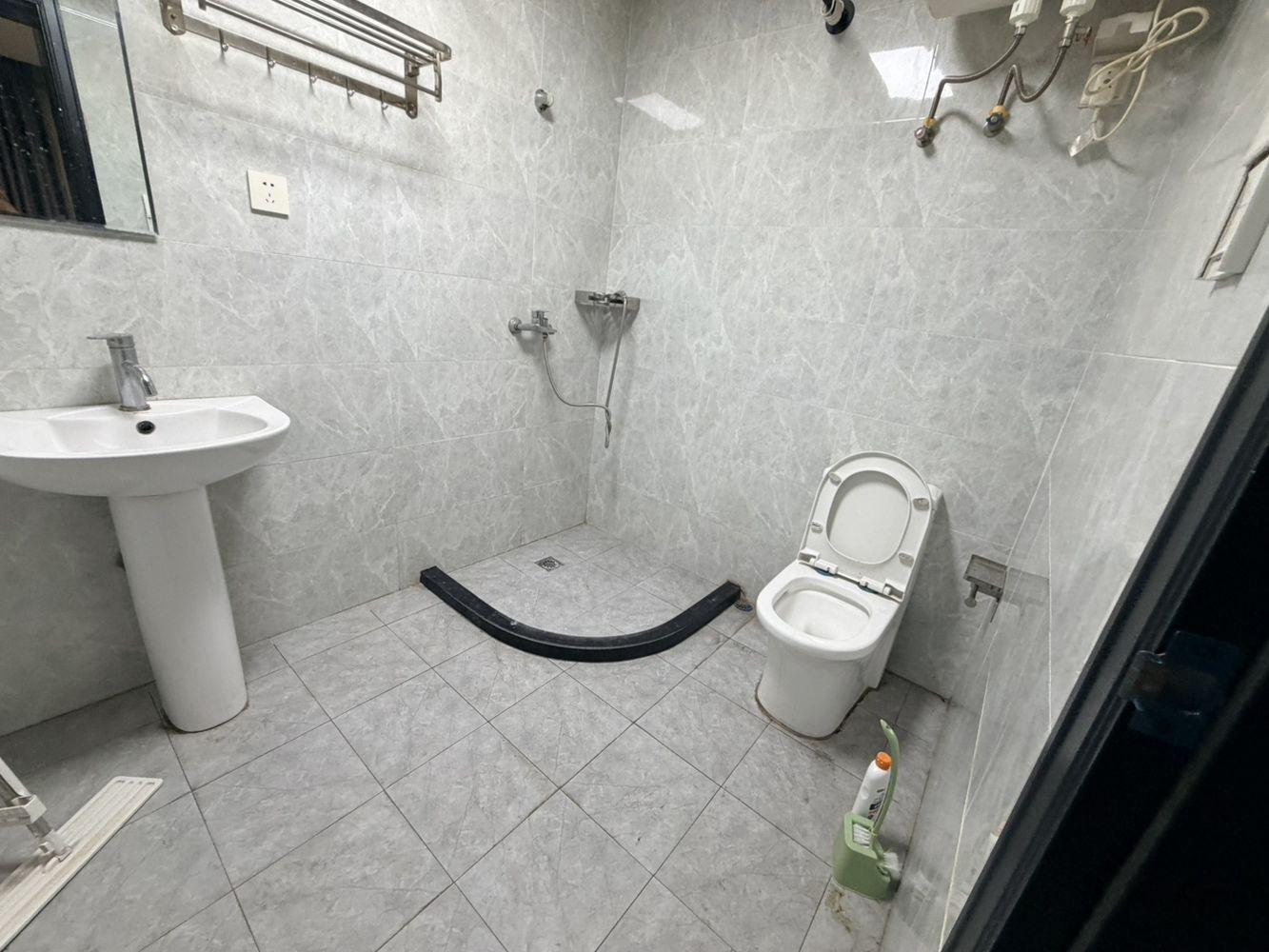 上海卫星村自建房二手房房源图片