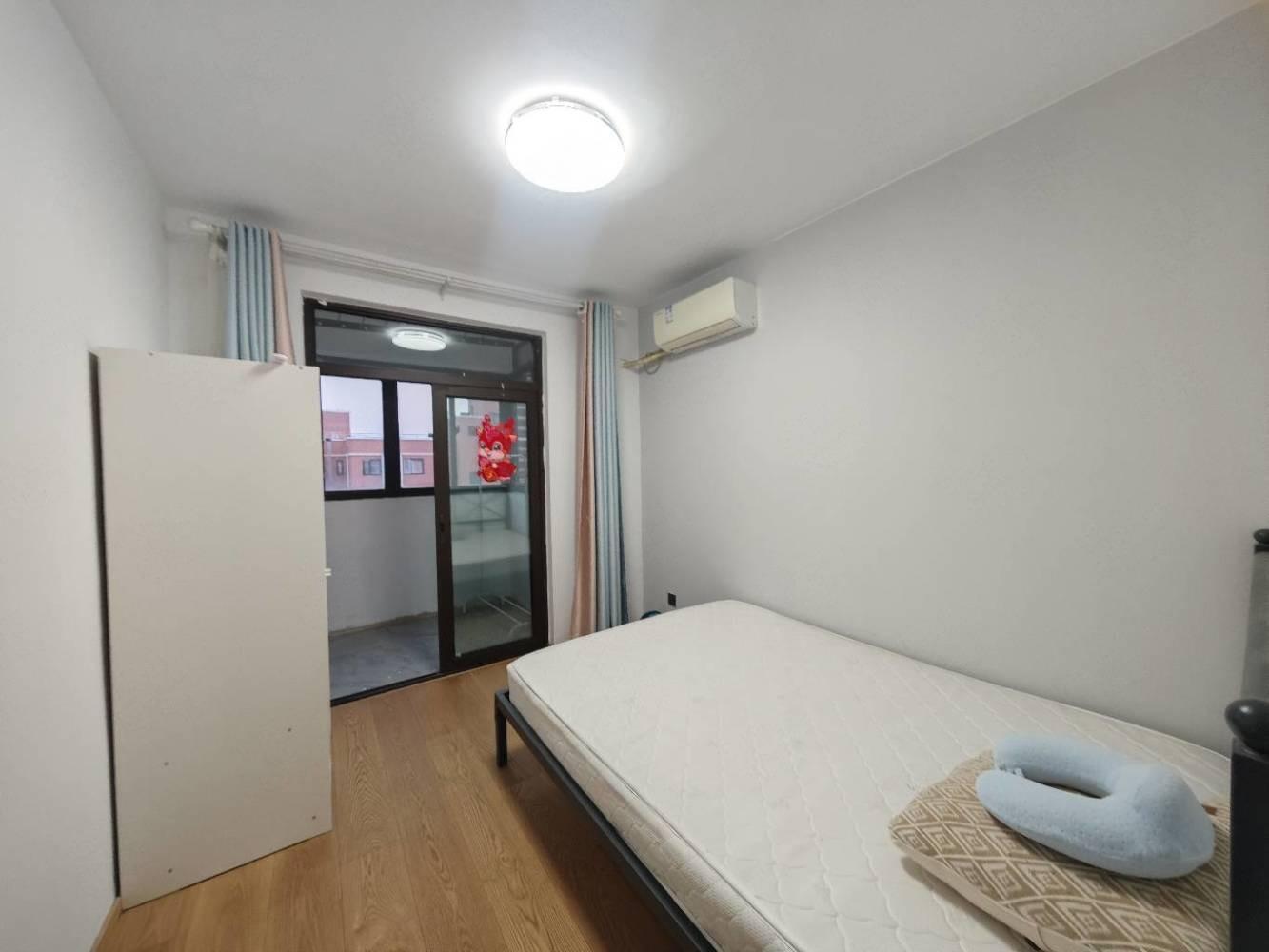 上海桃园新城汇枫公寓二手房房源图片