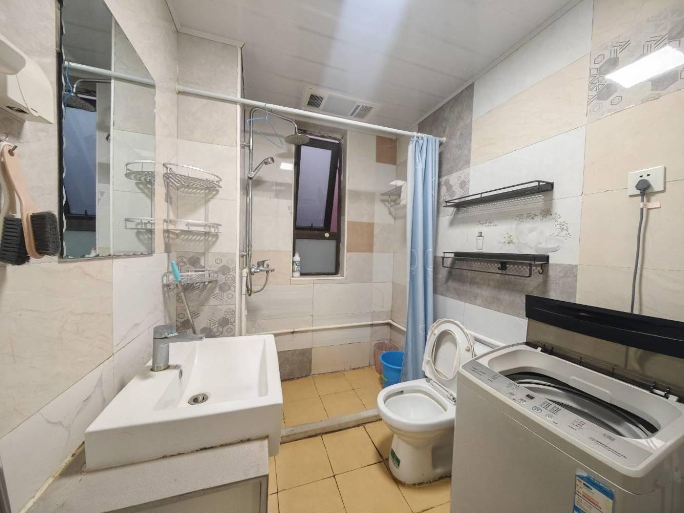 上海桃园新城汇枫公寓二手房房源图片