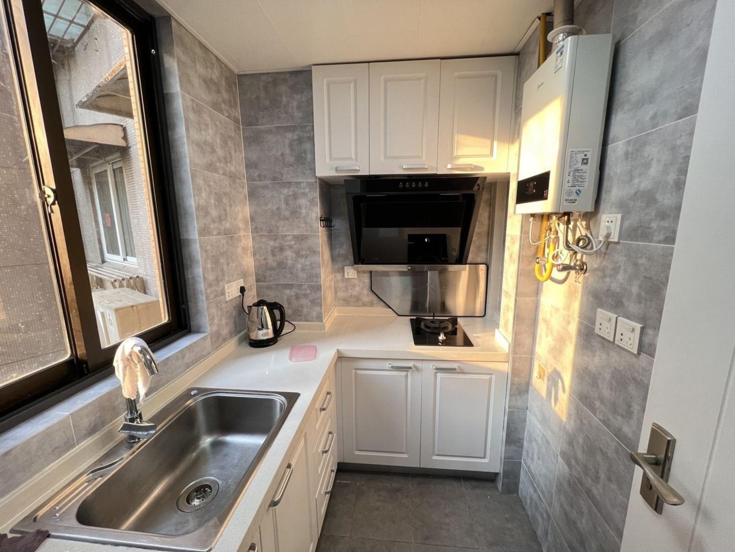 上海龙柏易居公寓二手房房源图片