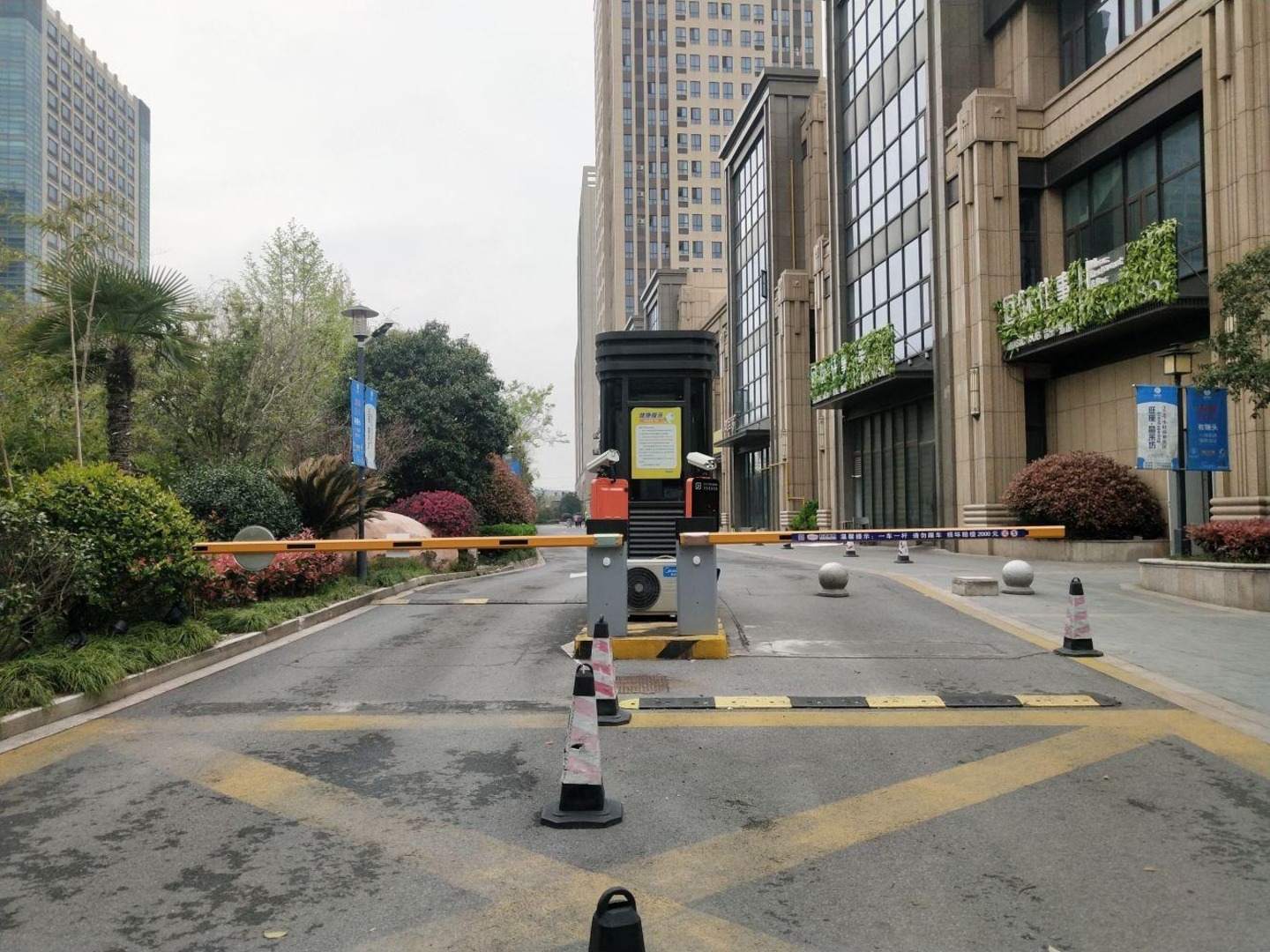 上海旺座新天地二手房房源图片