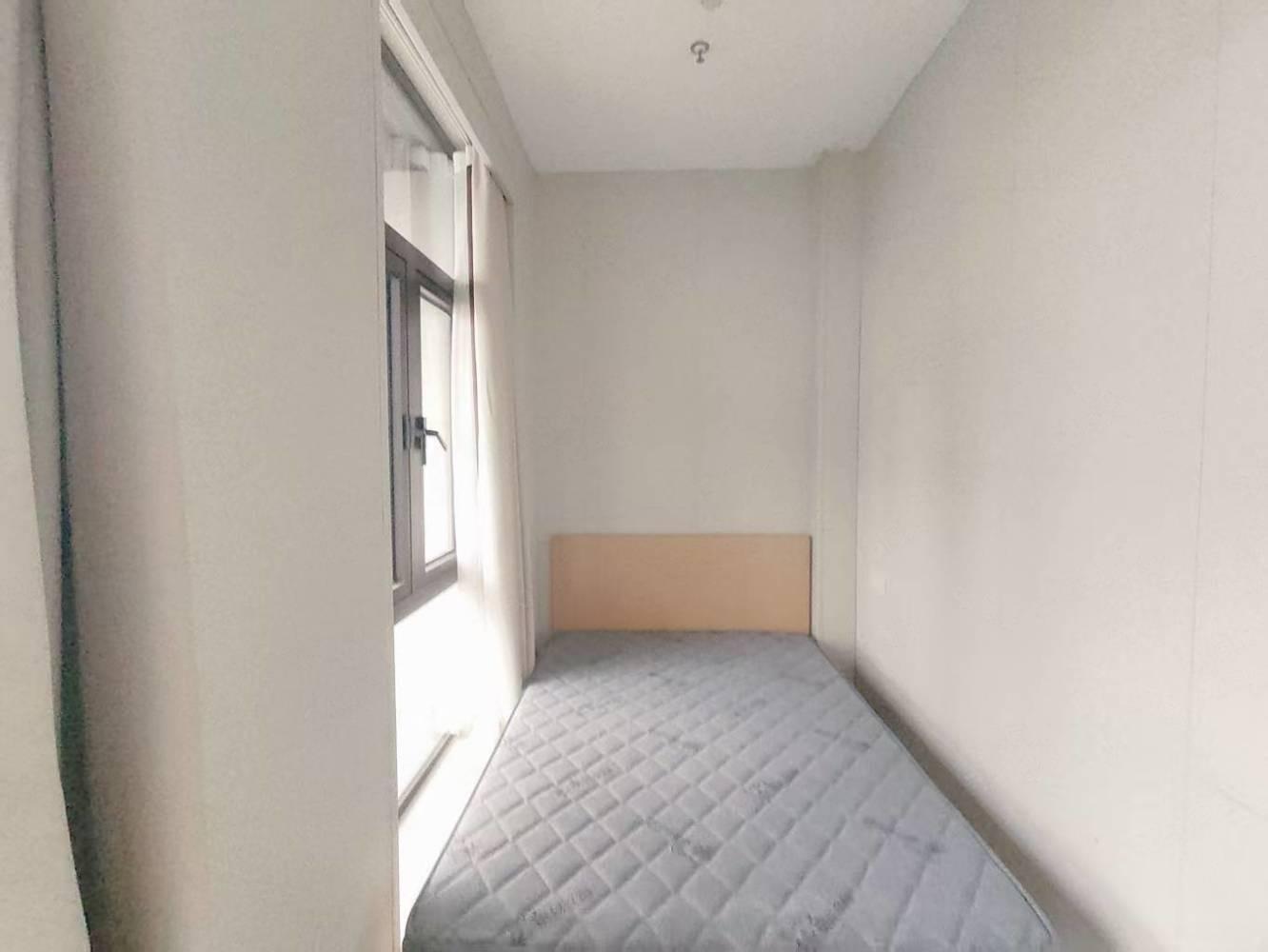 上海兰溪路200弄小区二手房房源图片