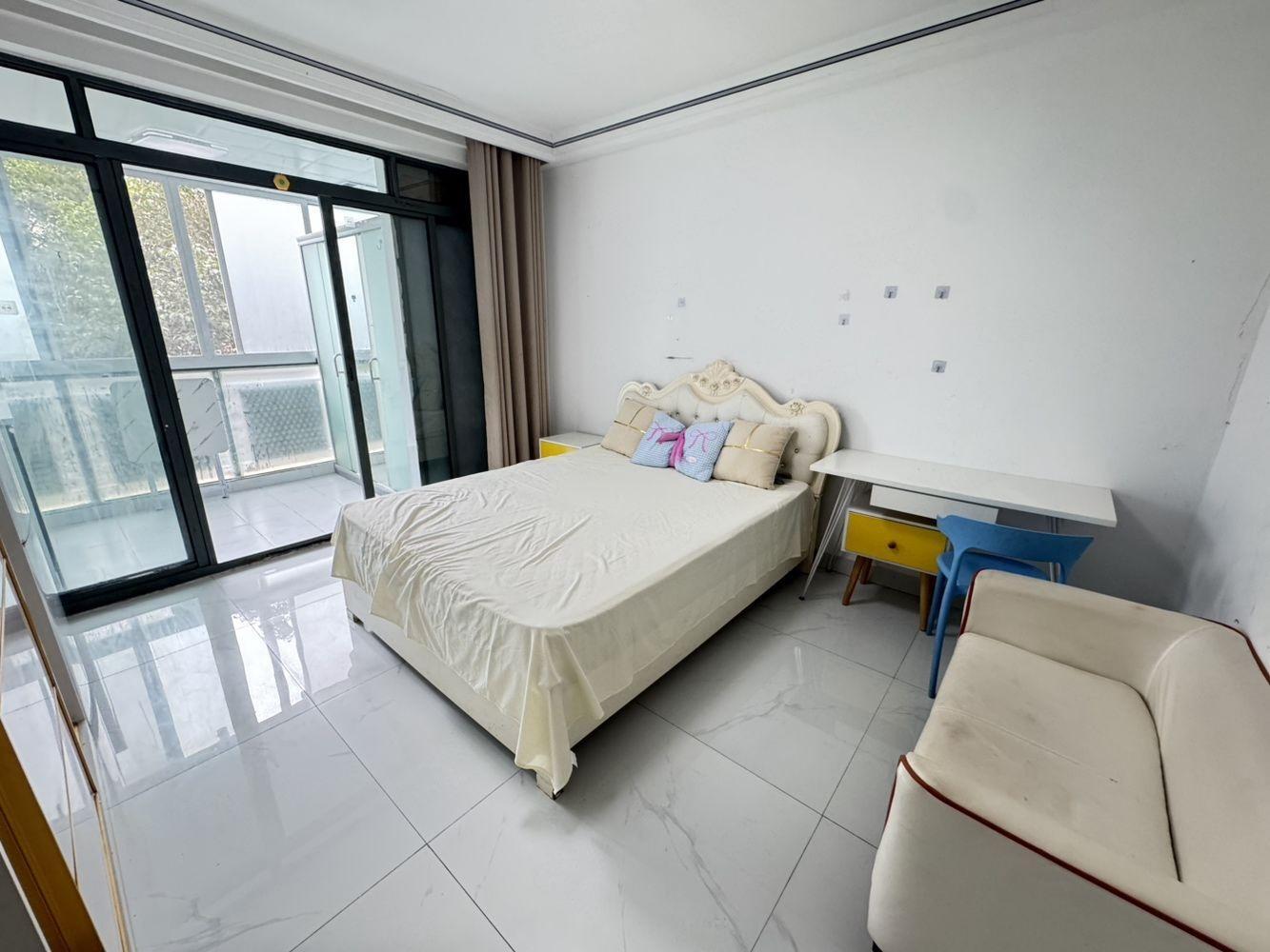 上海世博家园四街坊二手房房源图片