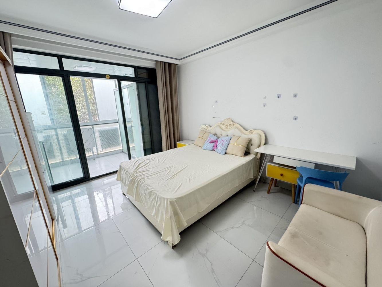 上海世博家园四街坊二手房房源图片