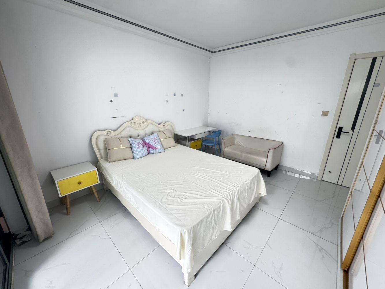 上海世博家园四街坊二手房房源图片