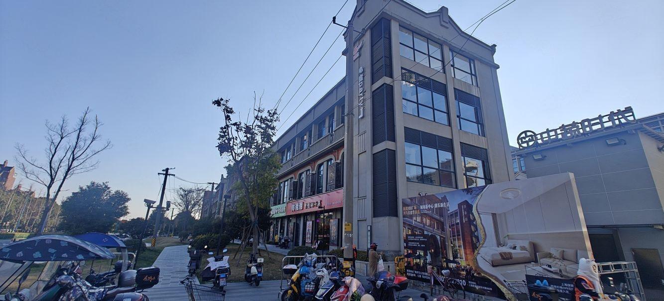 上海新凤中路1830弄小区二手房房源图片