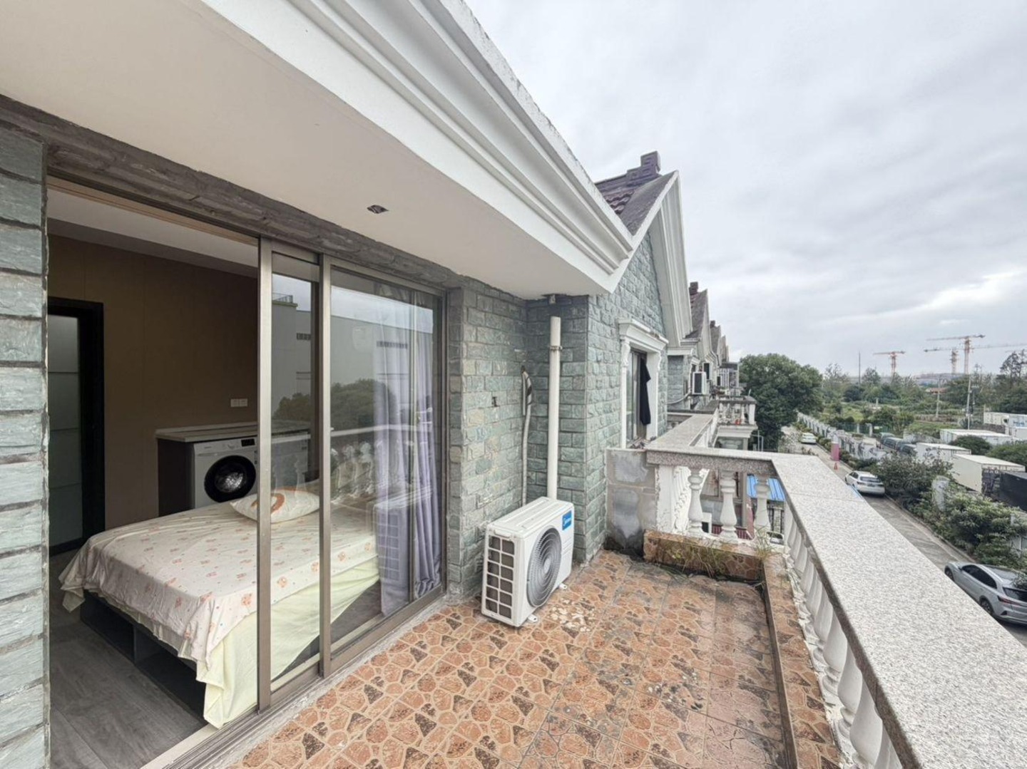 上海鹫山小区二手房房源图片