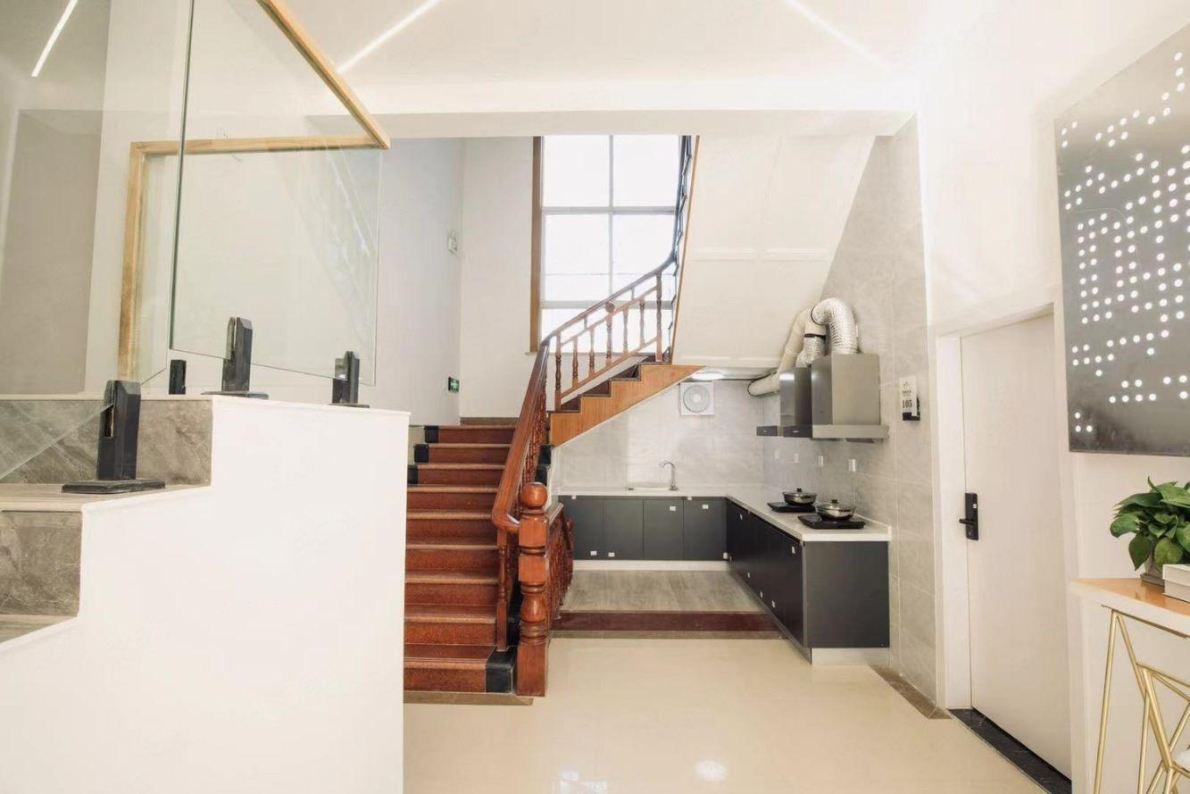 上海鹫山小区二手房房源图片