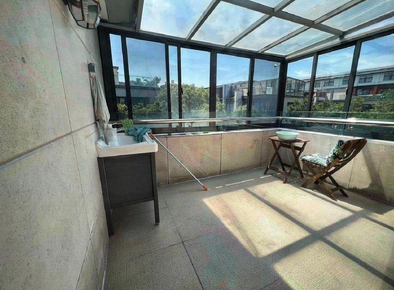 上海梧桐城邦(四期别墅)二手房房源图片