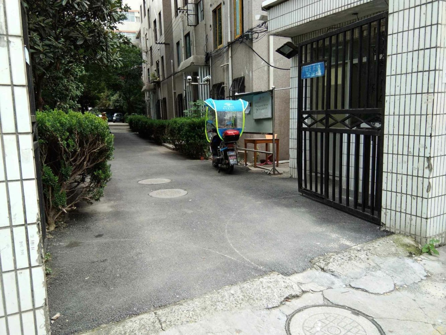 上海虹中路2弄小区二手房房源图片