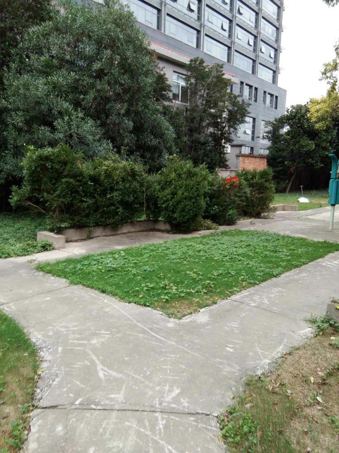 上海虹中路2弄小区二手房房源图片