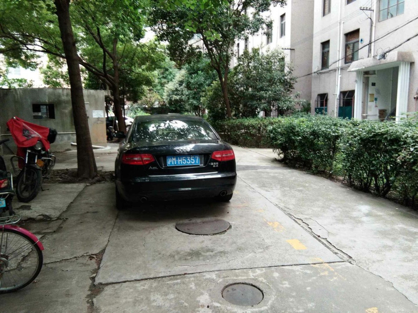 上海虹中路2弄小区二手房房源图片