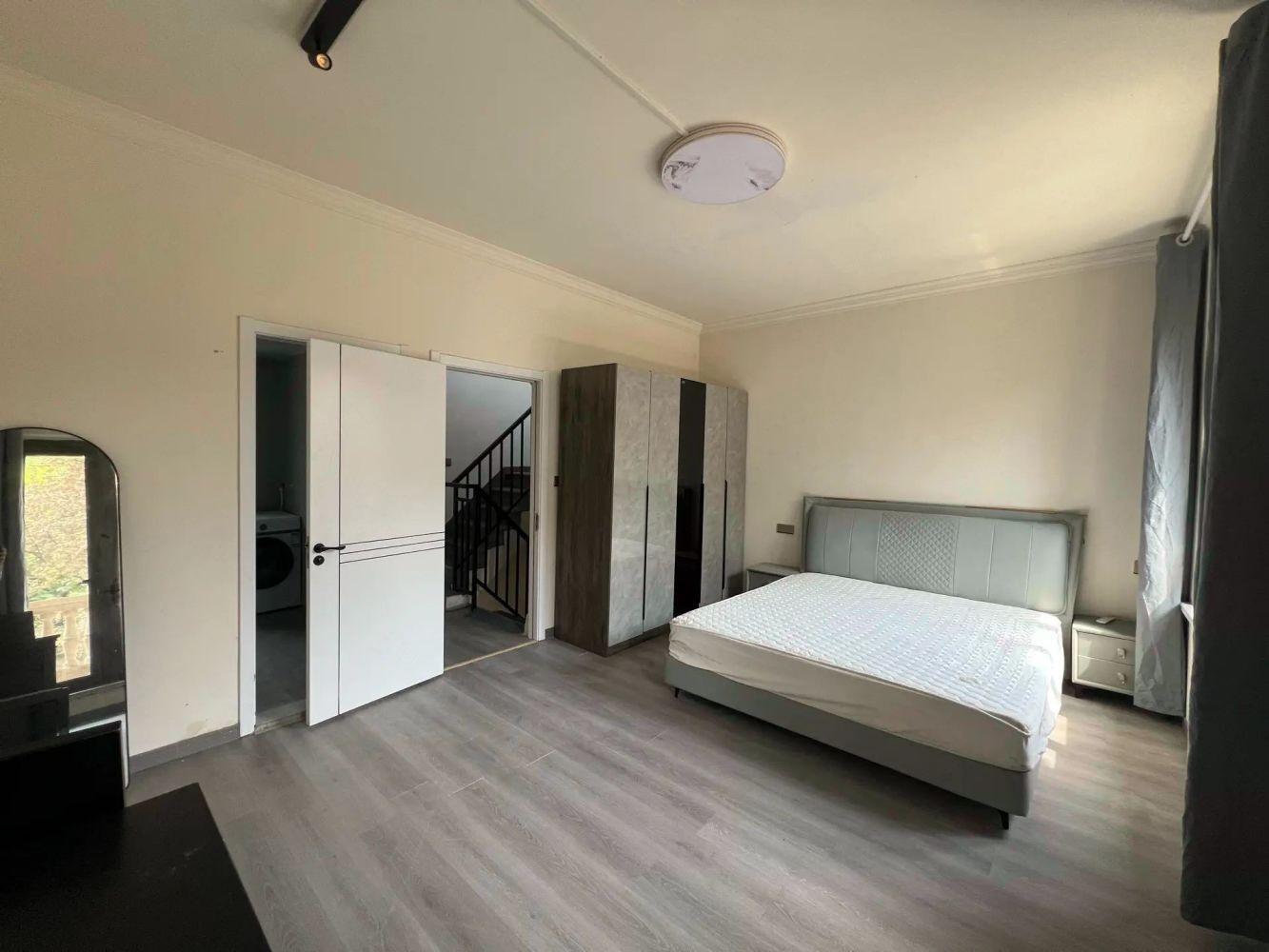 上海正荣国领别墅二手房房源图片