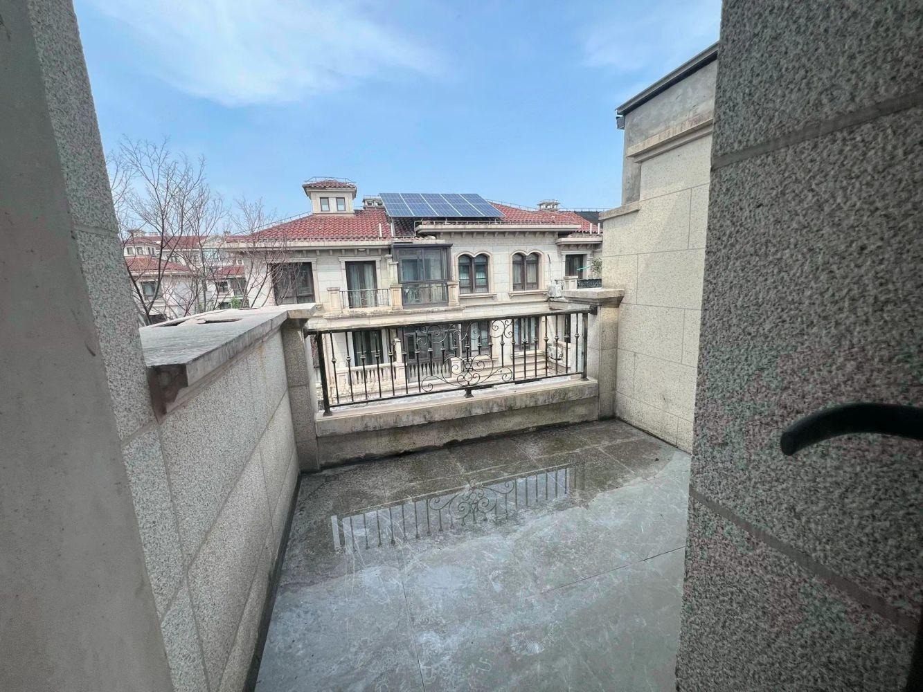 上海正荣国领别墅二手房房源图片