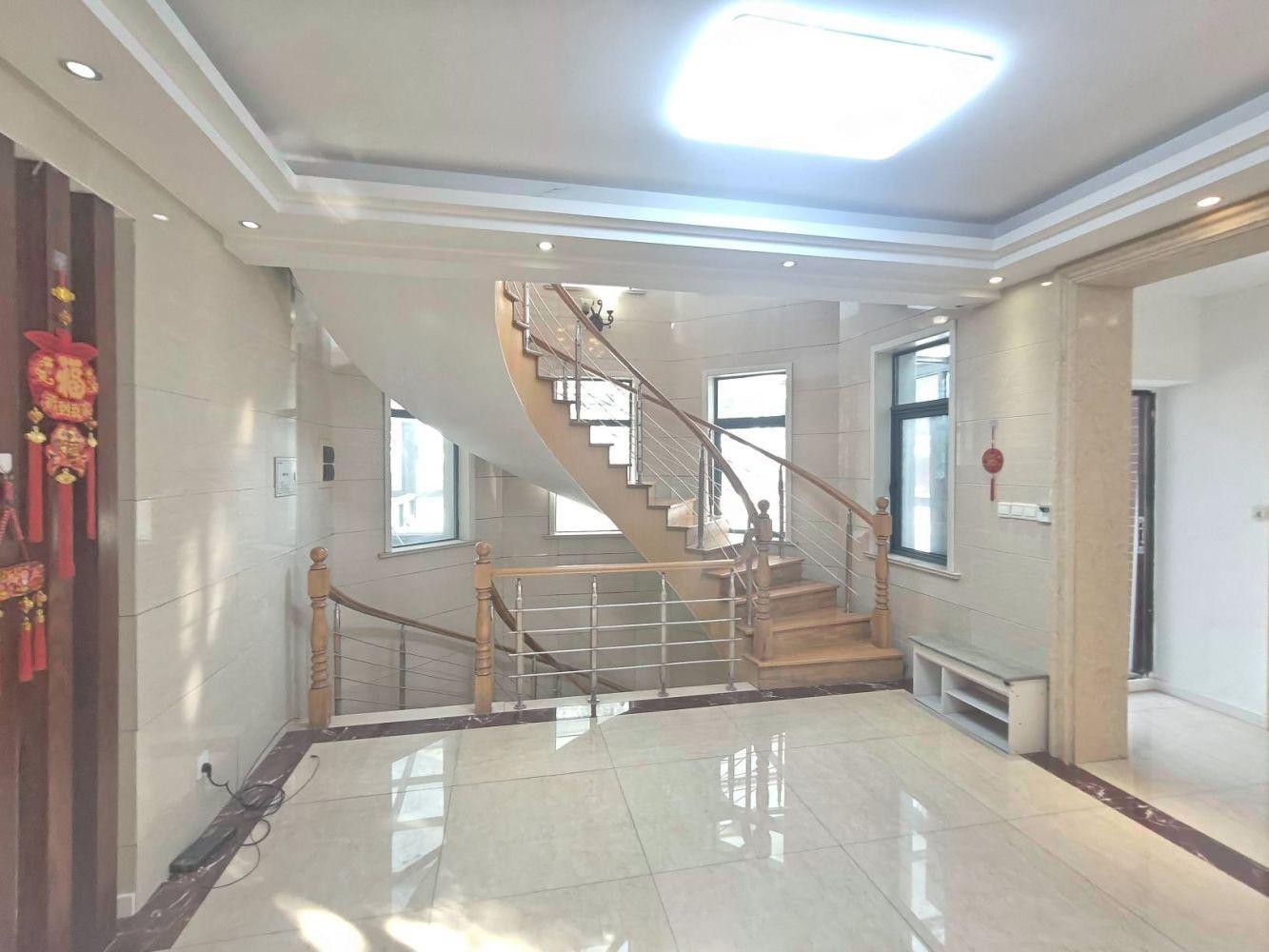 上海英伦美墅馆二手房房源图片