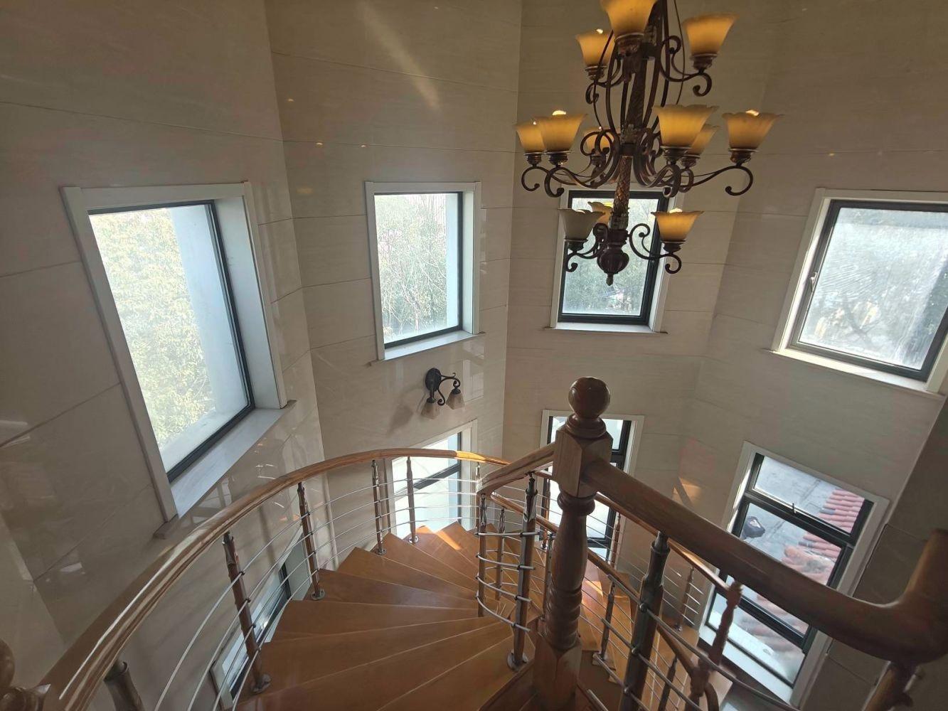 上海英伦美墅馆二手房房源图片