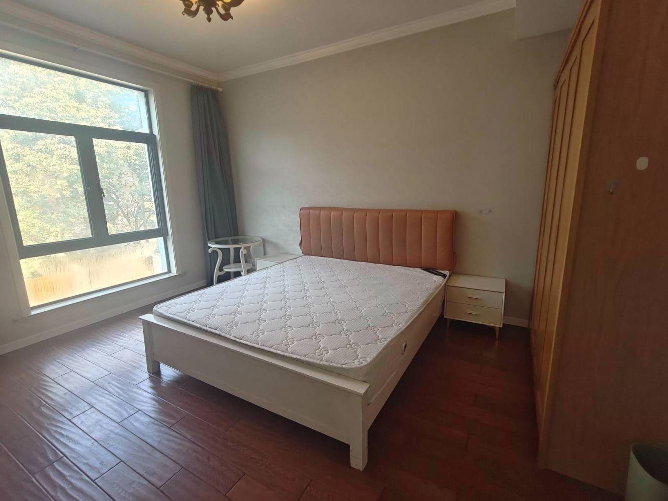 上海英伦美墅馆二手房房源图片