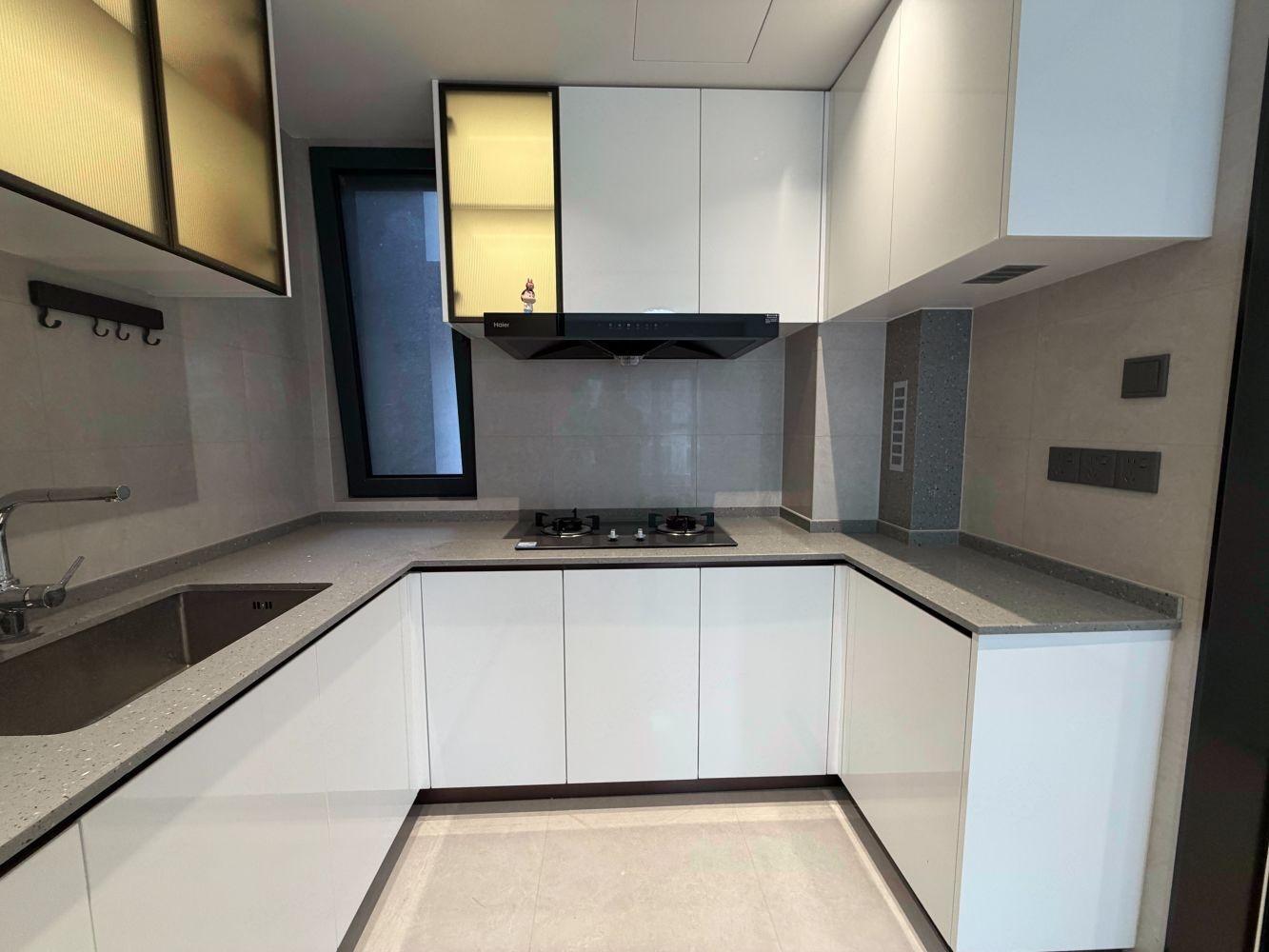 上海徐家汇花园二手房房源图片