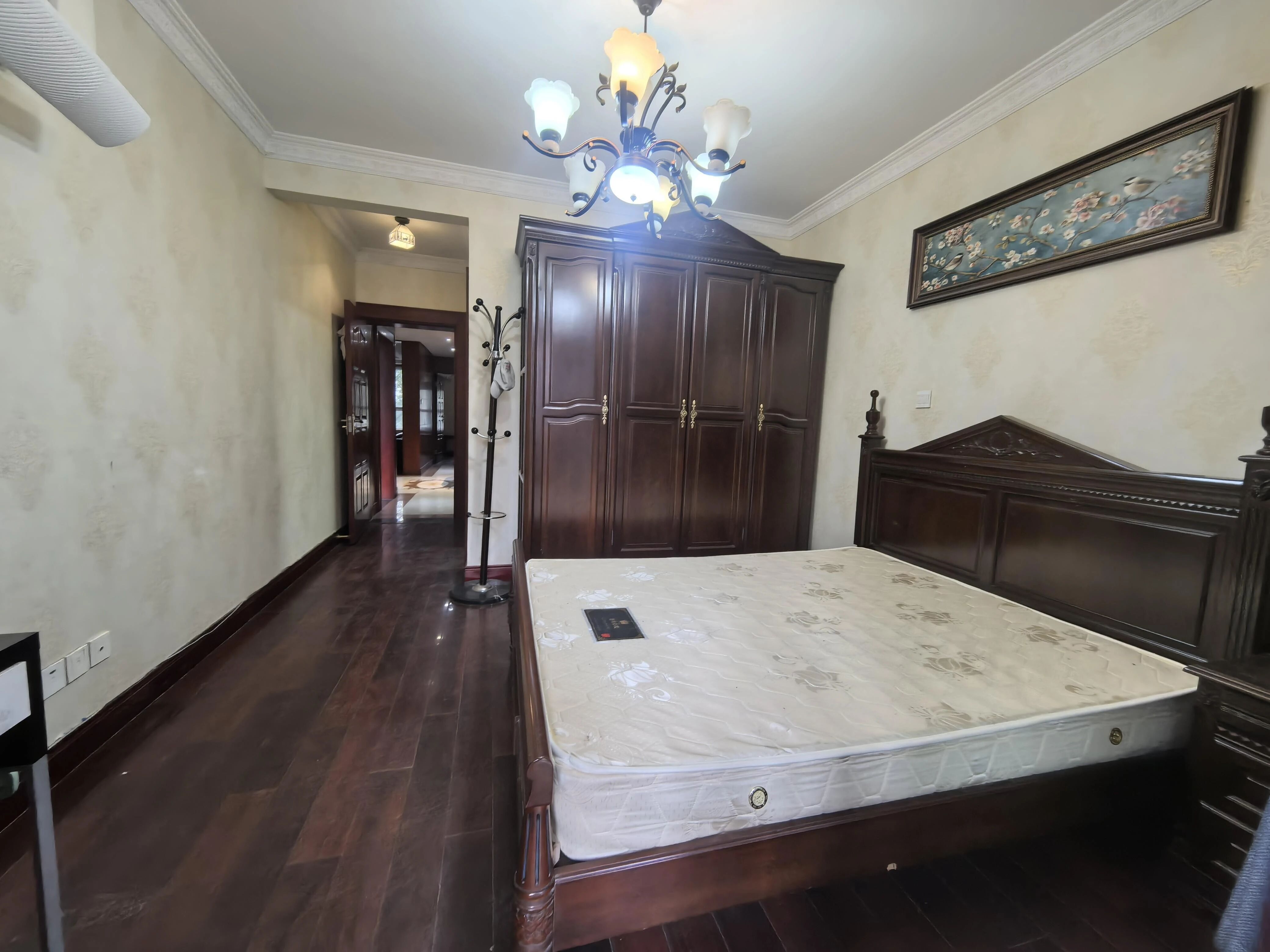 上海威海苑二手房房源图片