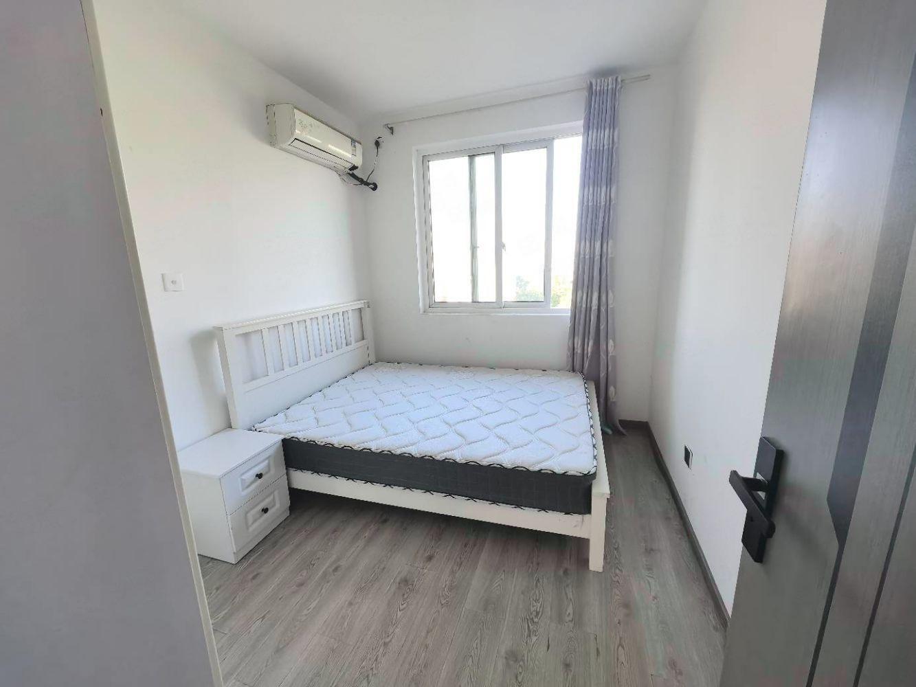 上海汇丰荷苑(二期)二手房房源图片