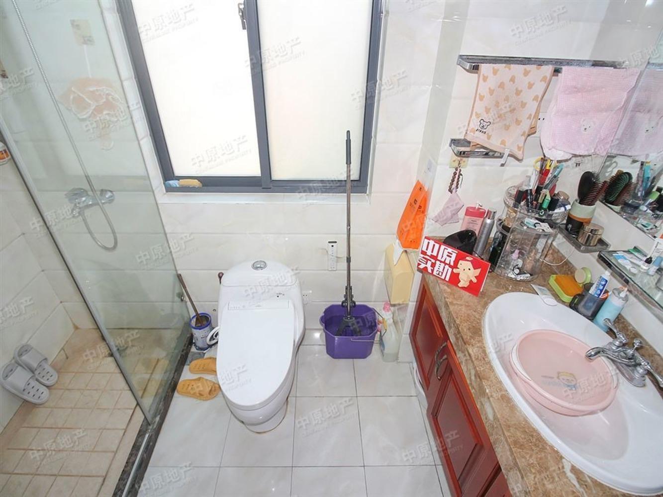 上海滨江晶典二手房房源图片