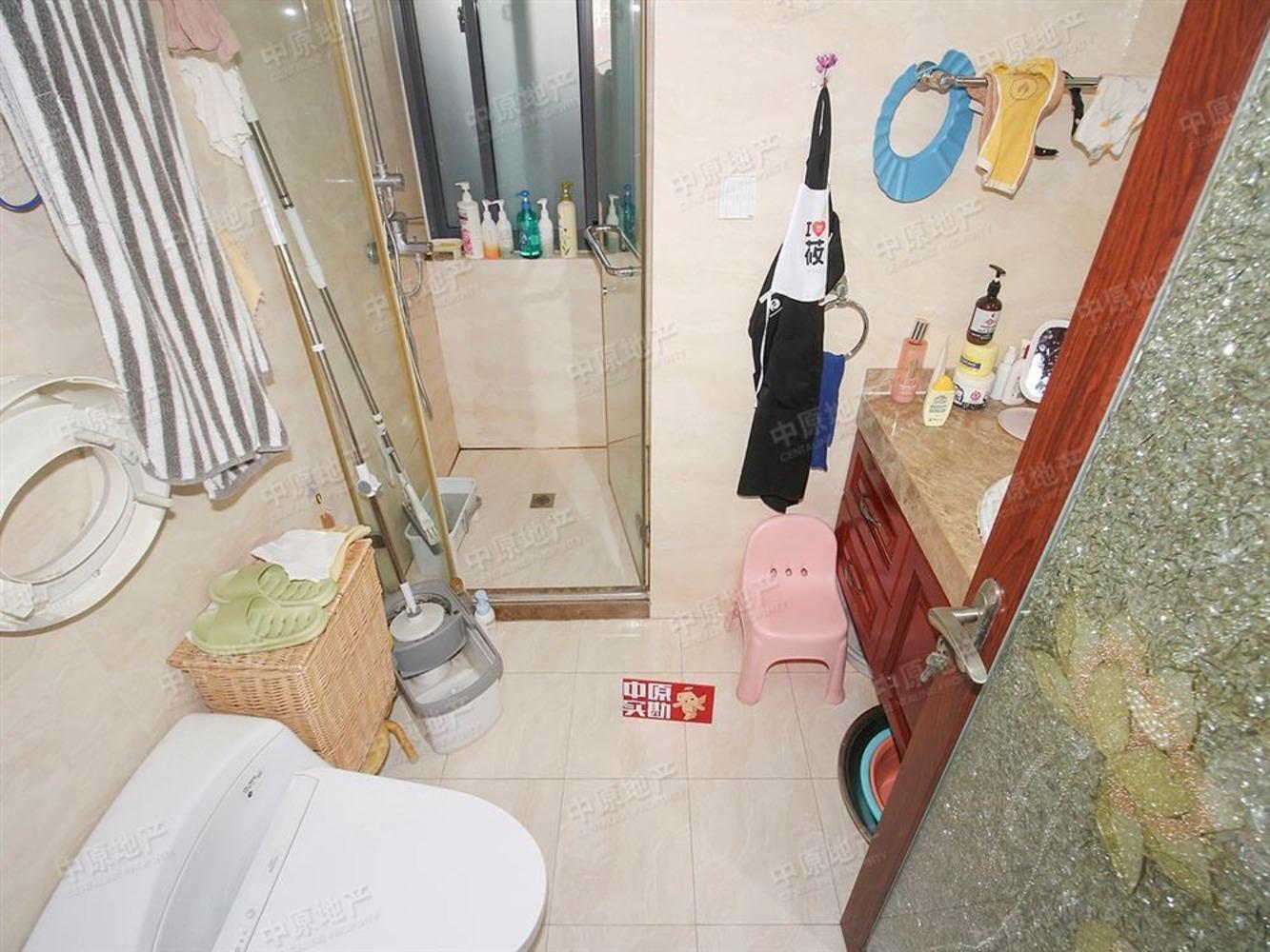 上海滨江晶典二手房房源图片