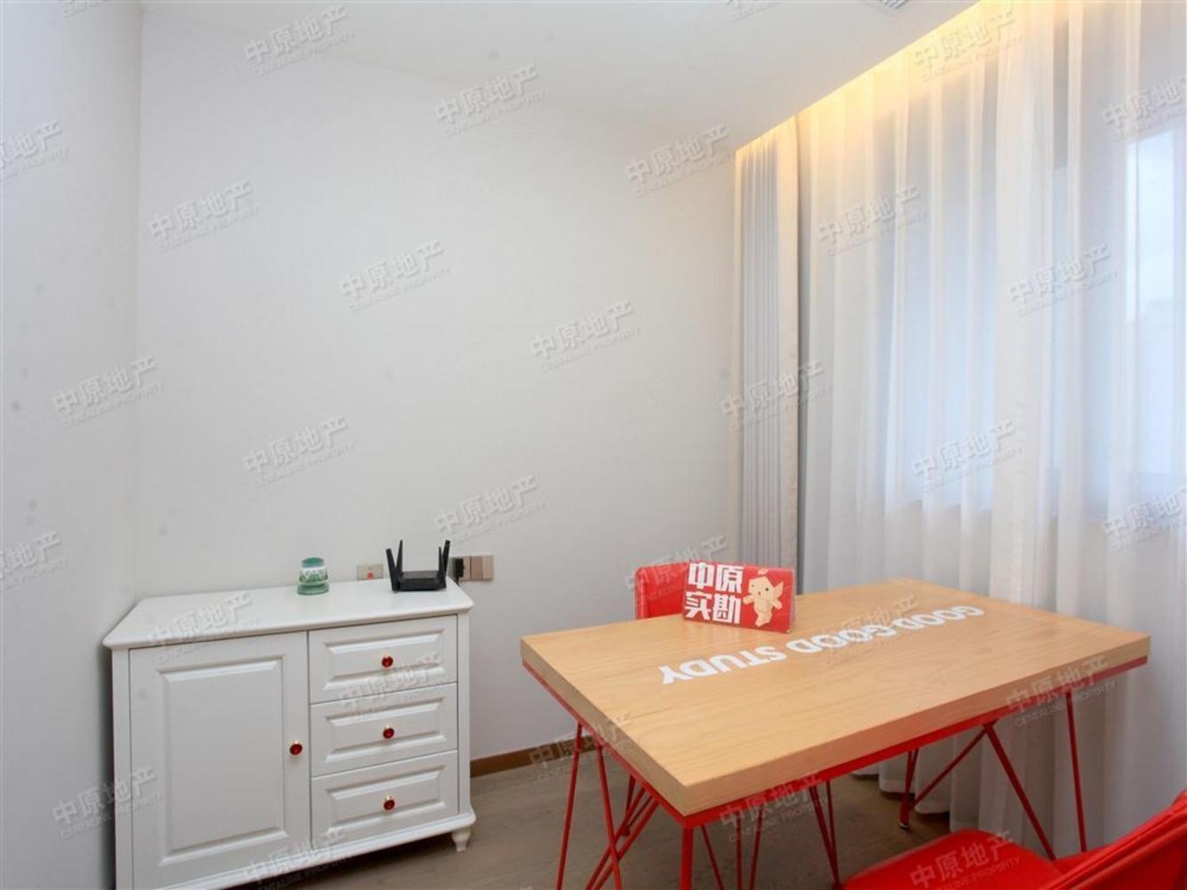 上海保利天汇二手房房源图片