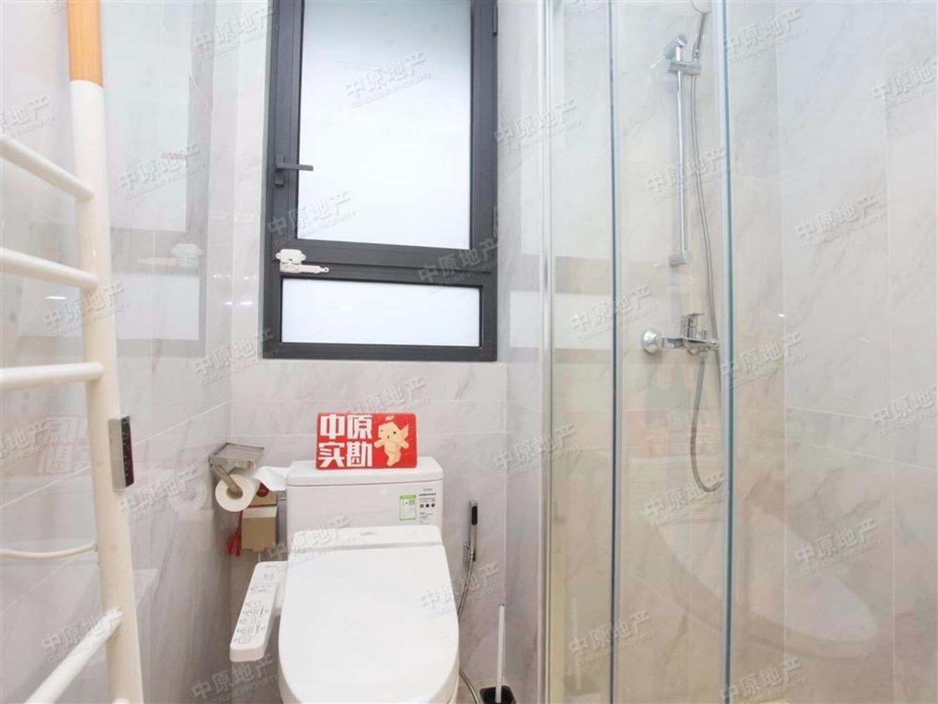 上海保利天汇二手房房源图片