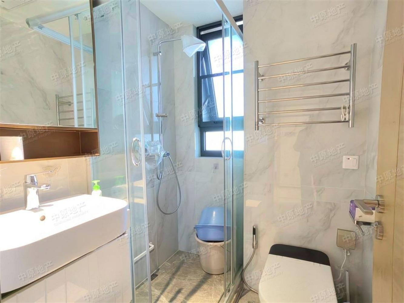 上海保利天汇二手房房源图片