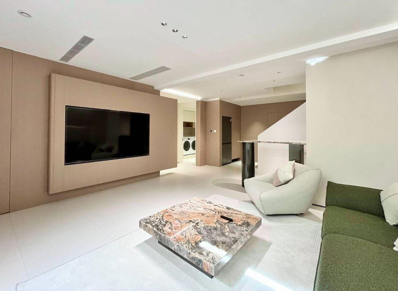 上海弘久新弘北外滩二手房房源图片