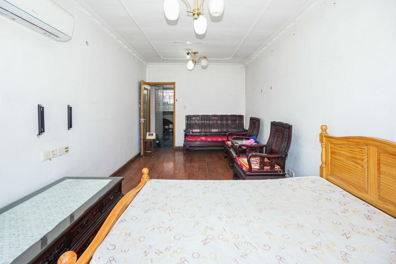 上海江浦路2009弄小区二手房房源图片