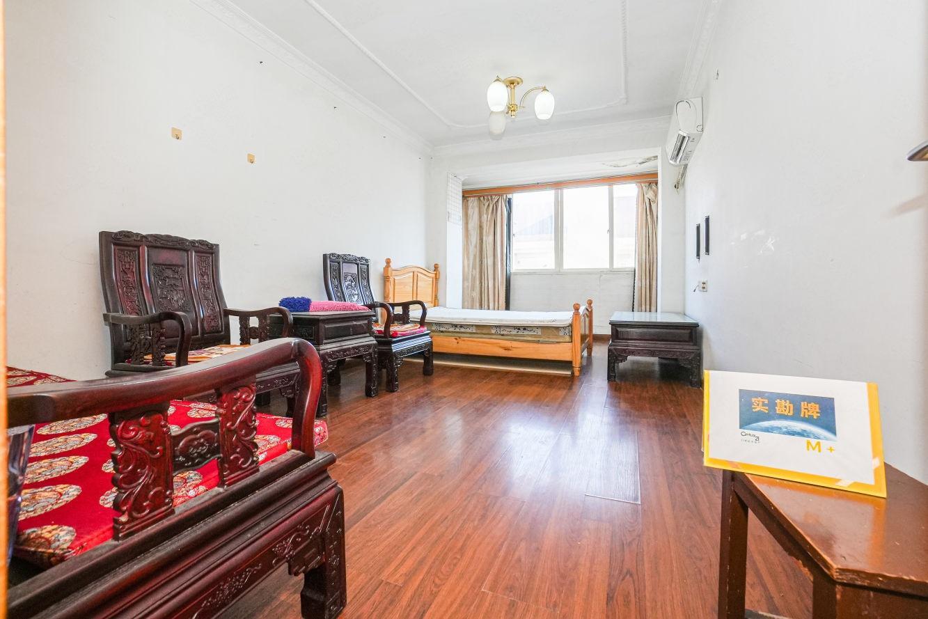 上海江浦路2009弄小区二手房房源图片