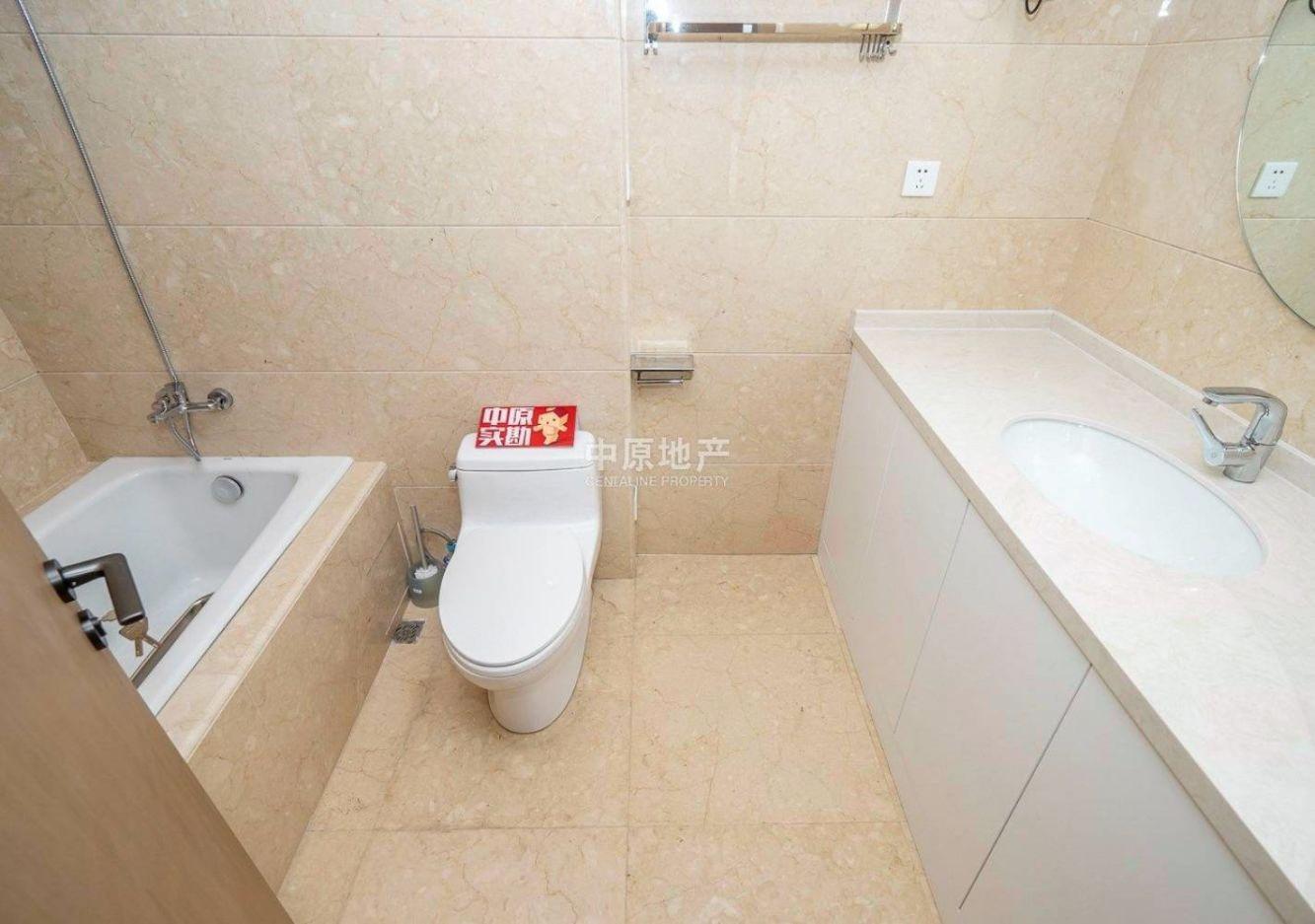 上海新外滩花苑二手房房源图片