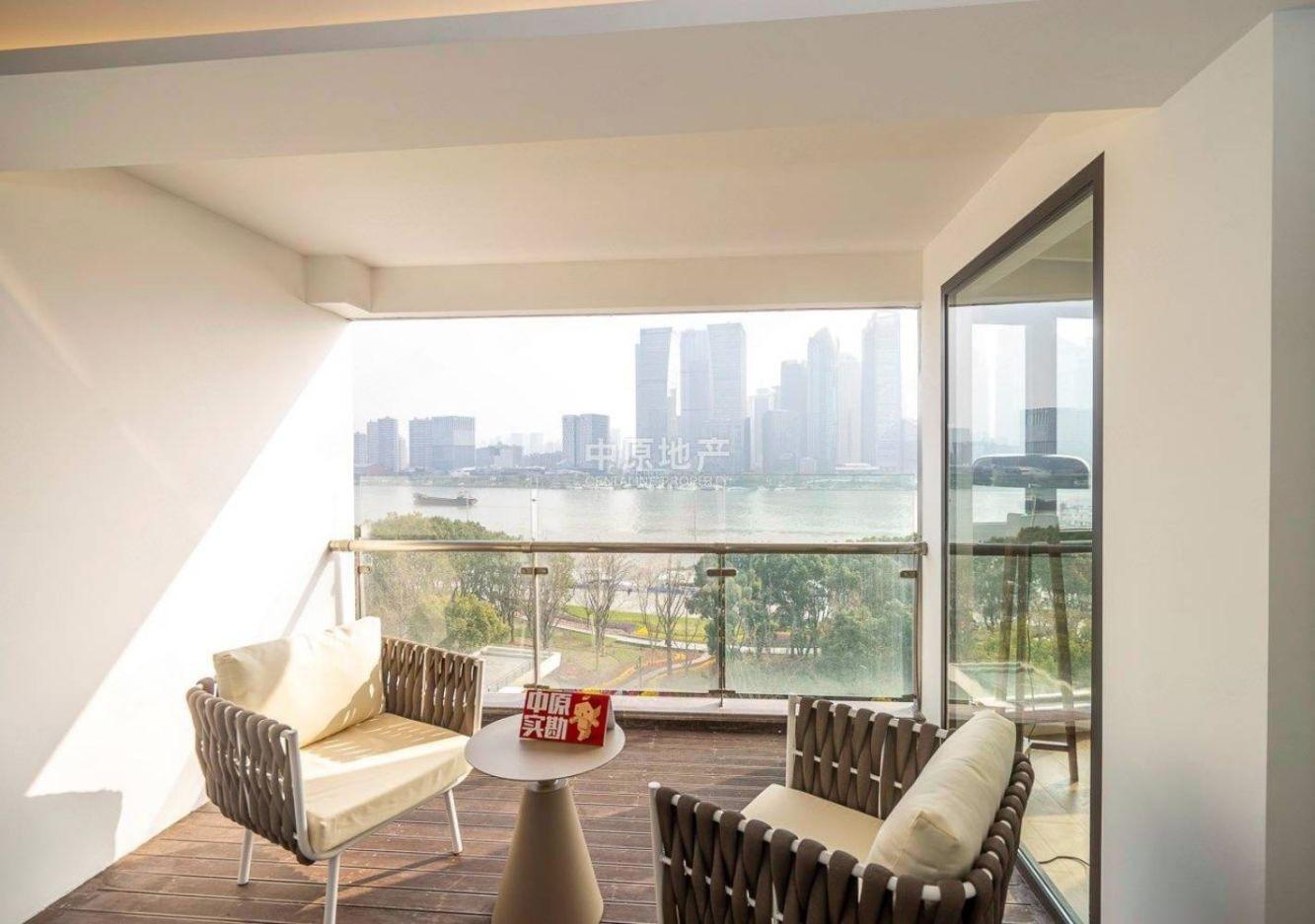 上海新外滩花苑二手房房源图片