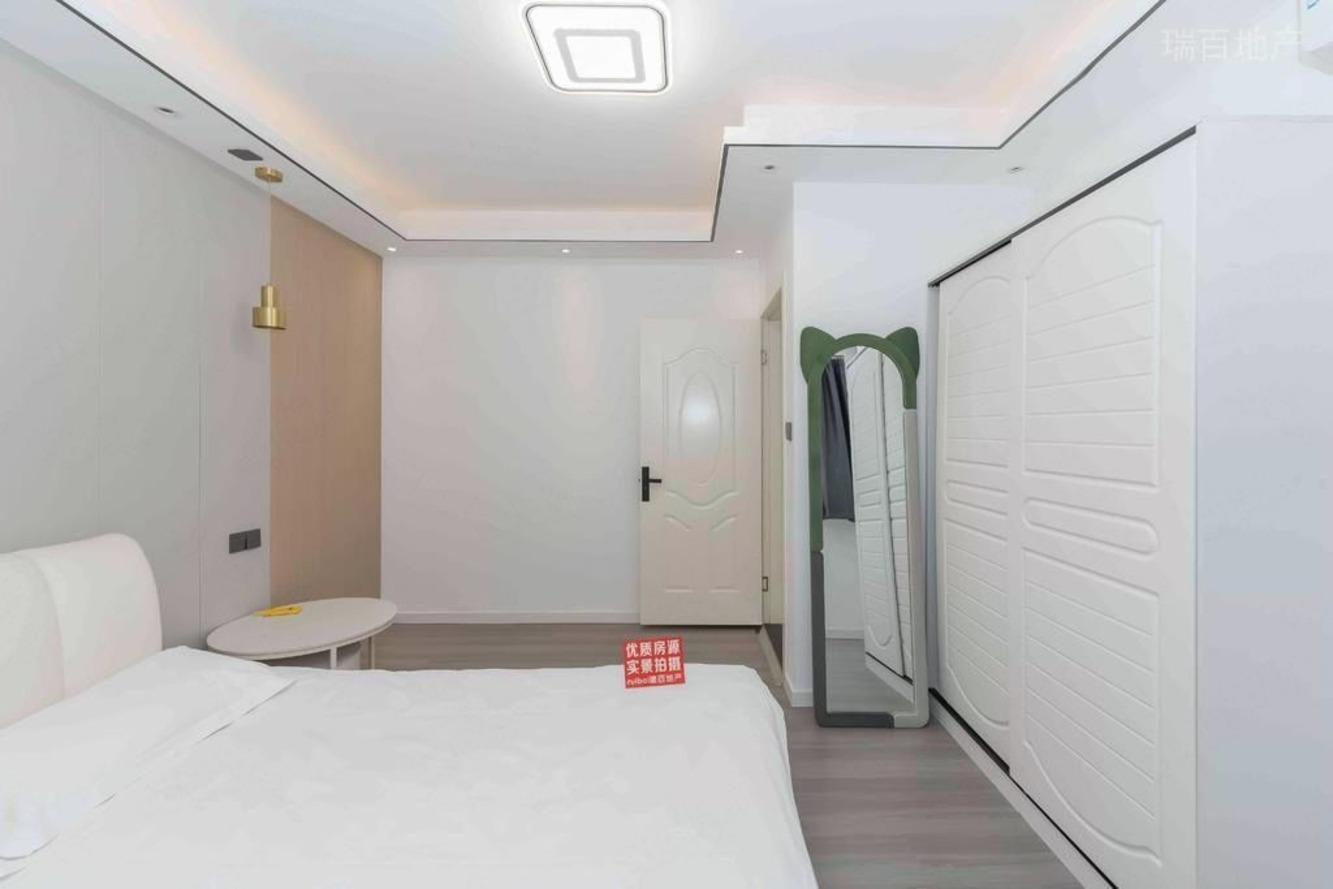 上海新外滩花苑二手房房源图片