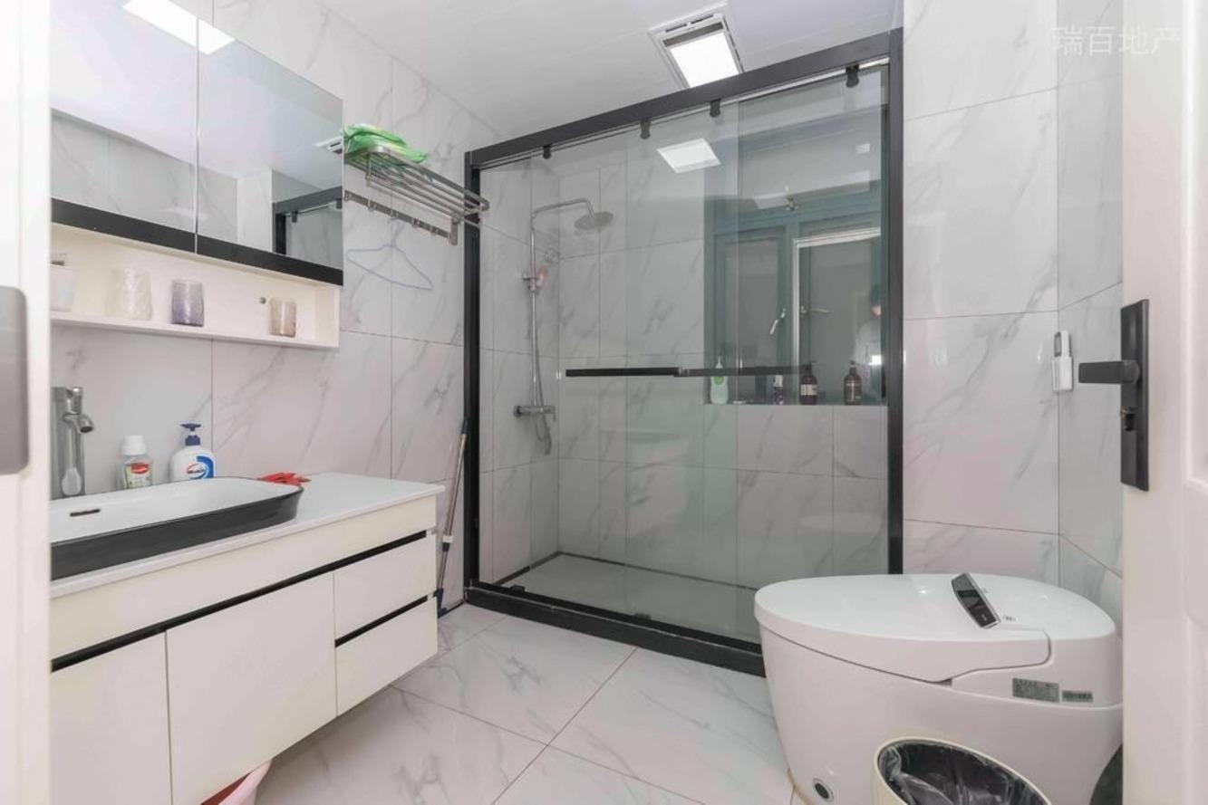 上海新外滩花苑二手房房源图片