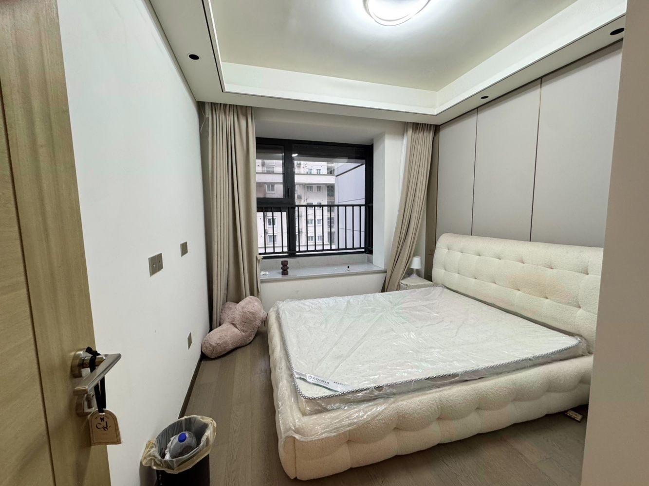 上海保利天汇二手房房源图片