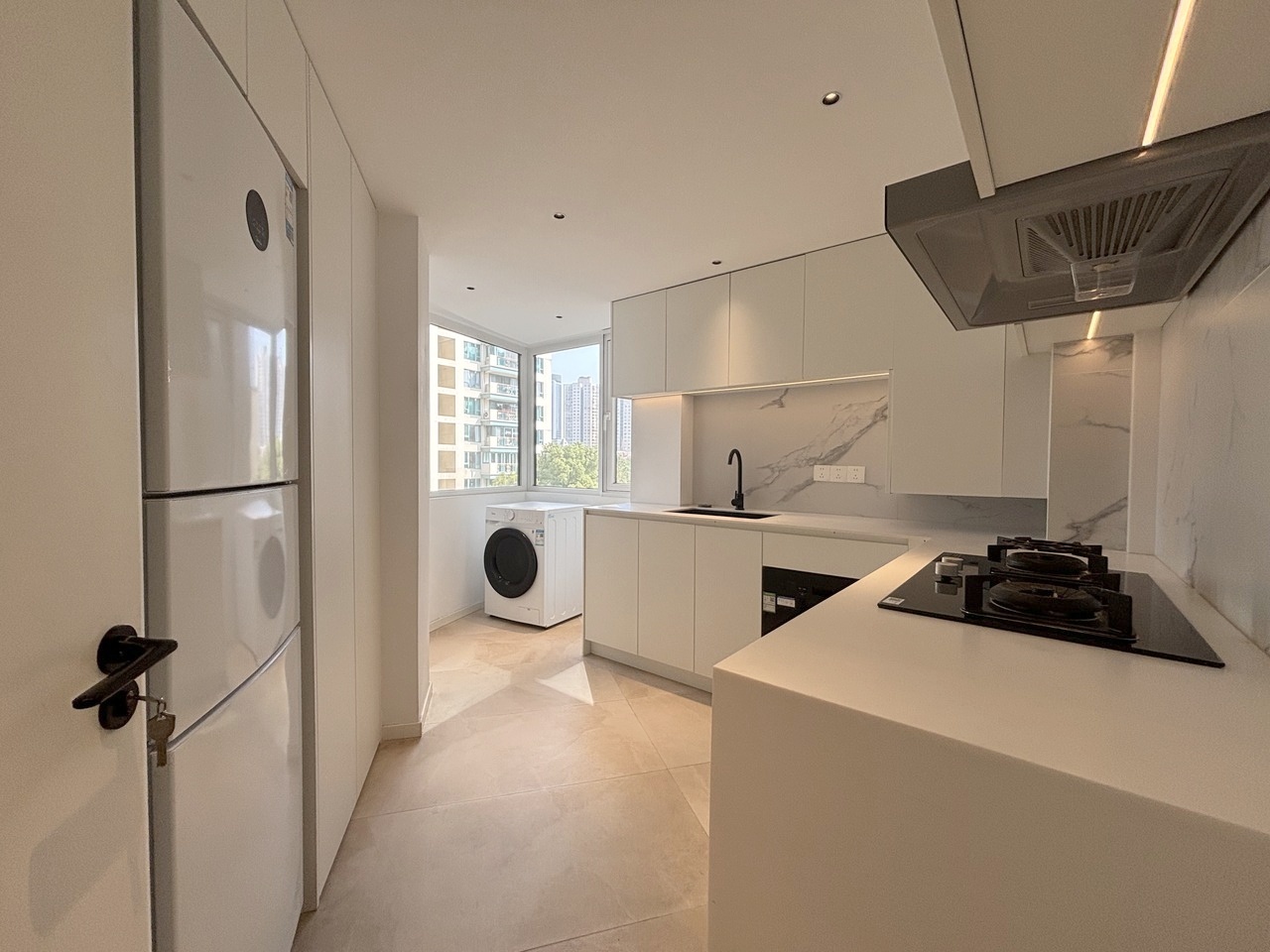 上海东方曼哈顿世纪豪庭二手房房源图片