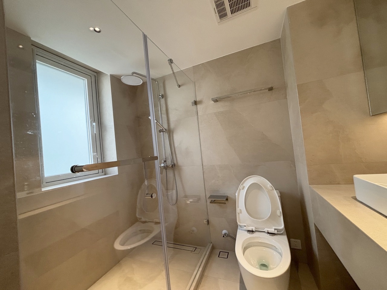 上海东方曼哈顿世纪豪庭二手房房源图片