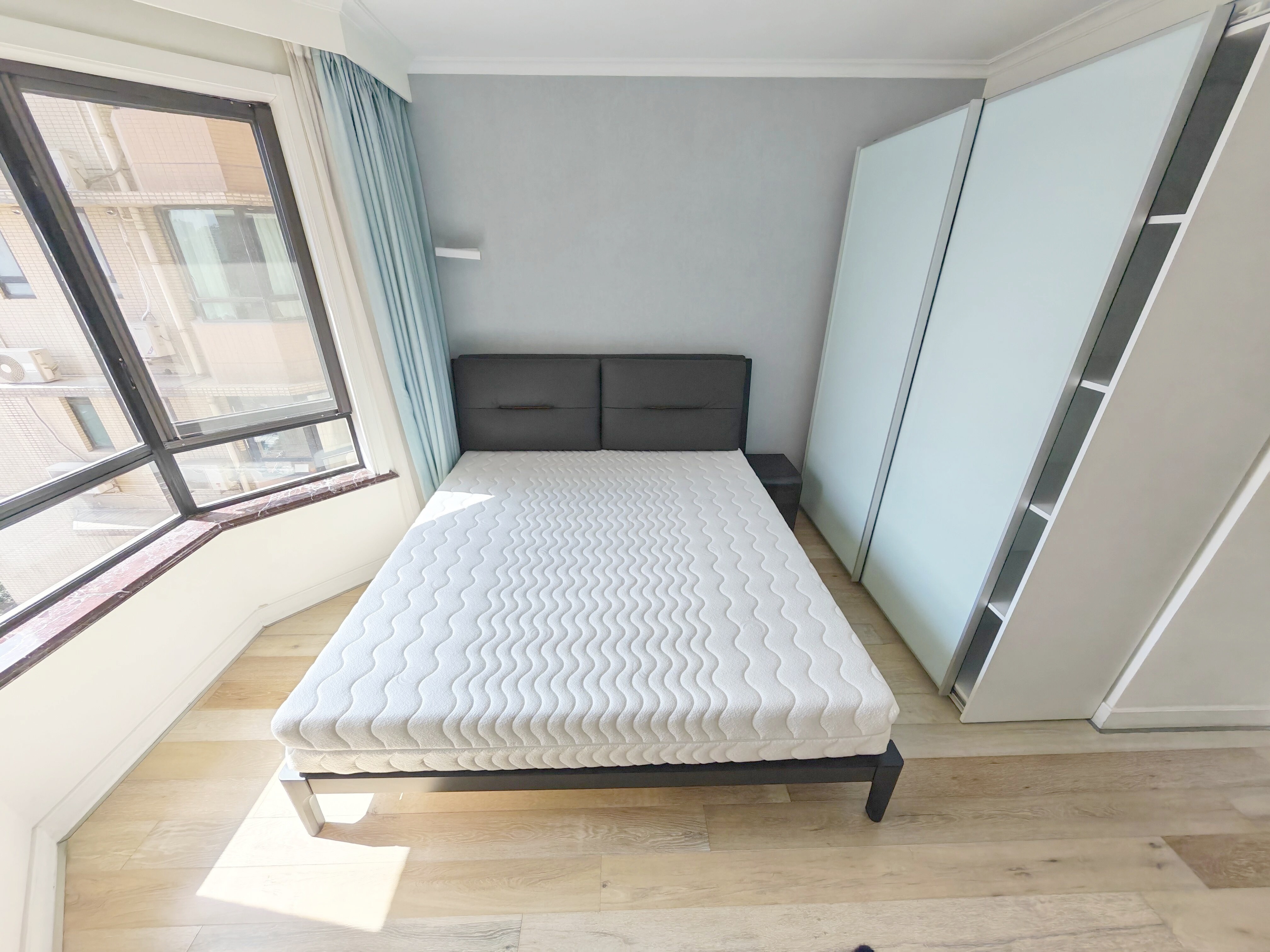 上海东方巴黎霞飞苑二手房房源图片