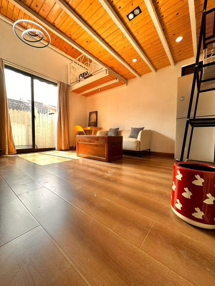 上海襄阳南路306弄小区二手房房源图片