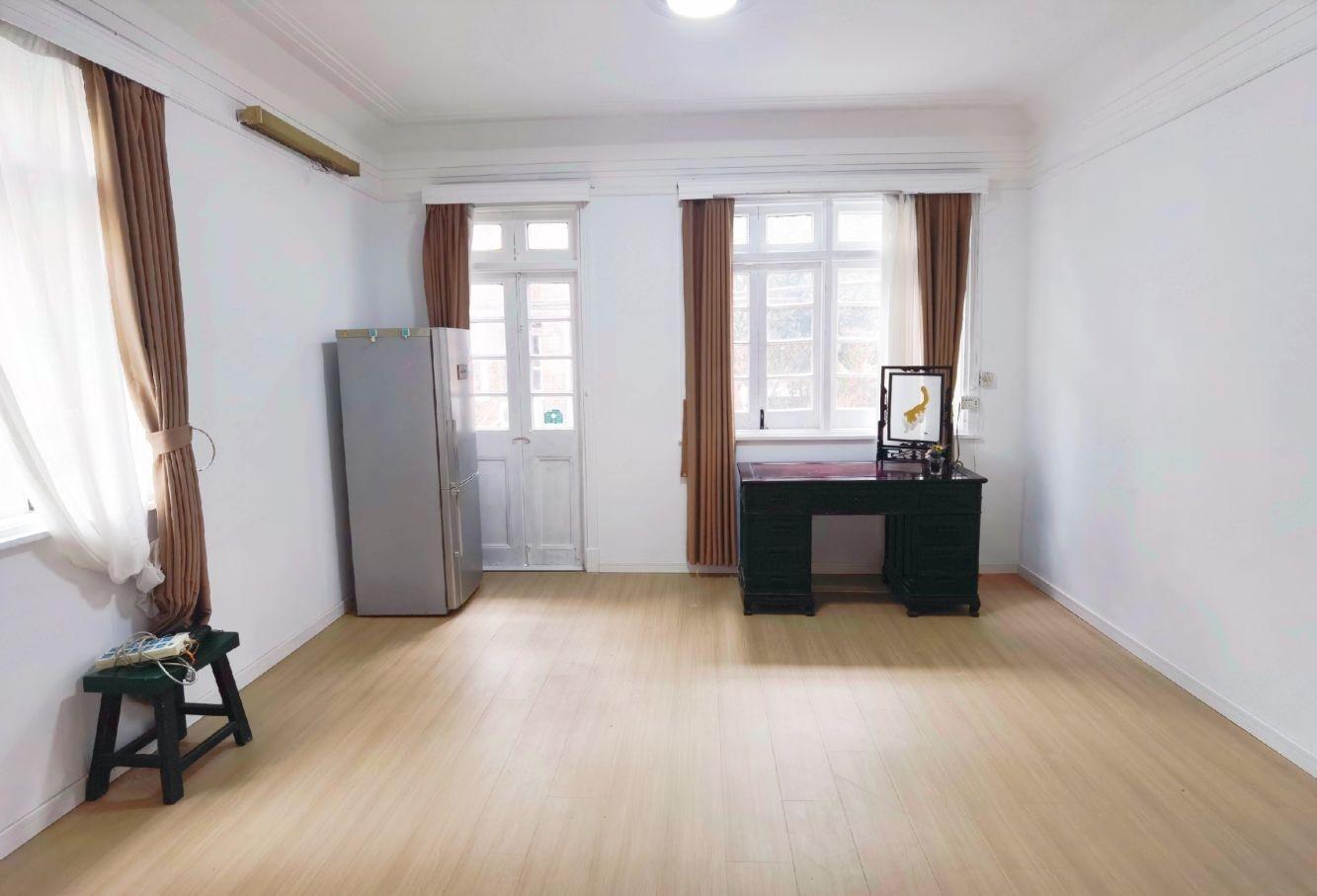 上海合肥路349弄小区二手房房源图片