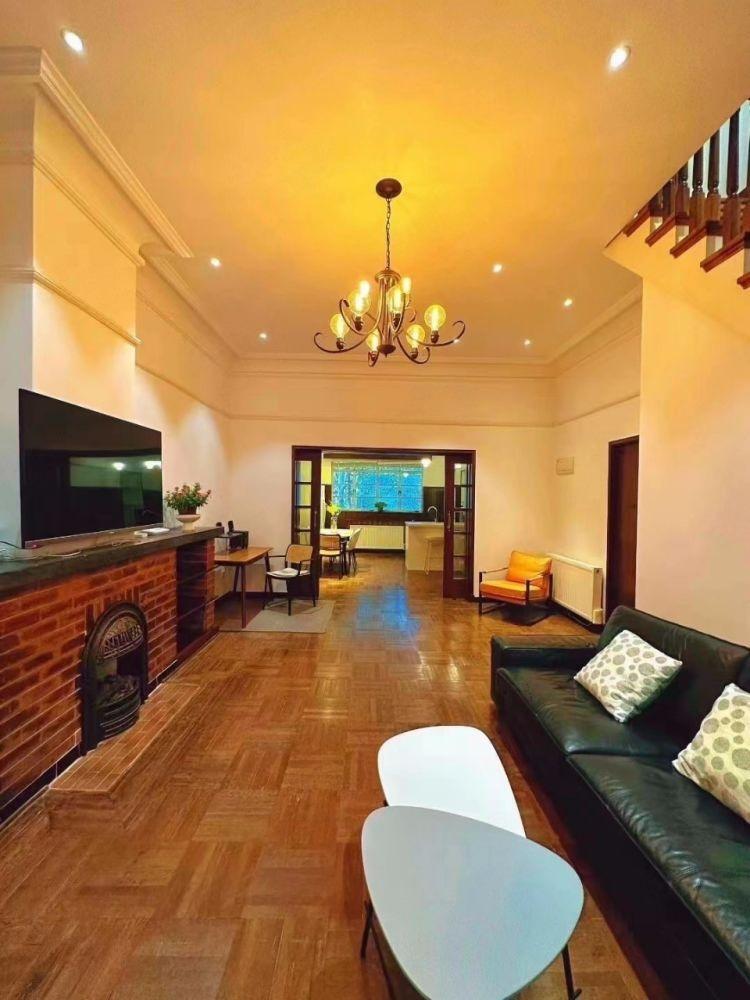 上海长乐路1131弄小区二手房房源图片